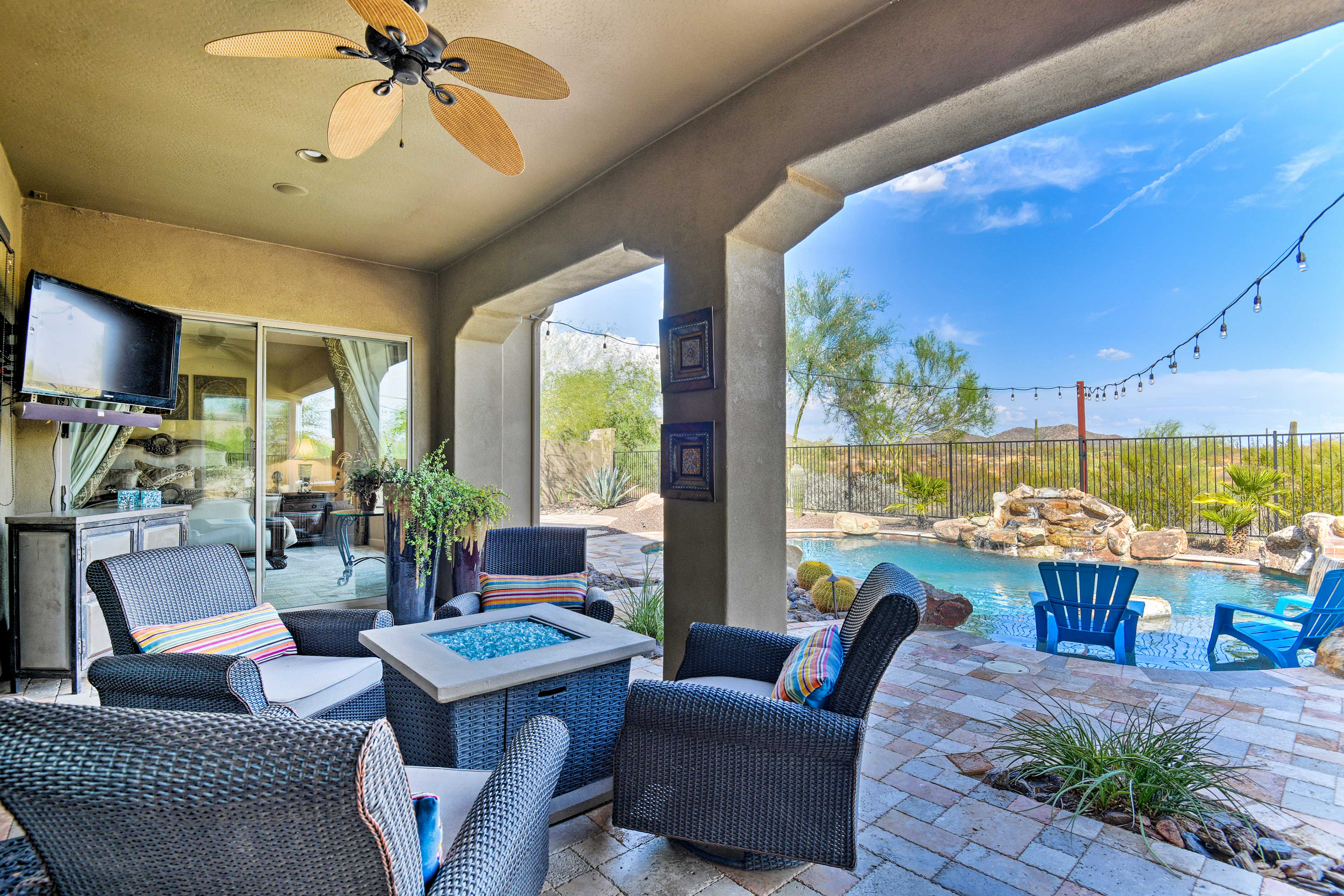 Phoenix Vacation Rental | 4BR | 4.5BA | 3,300 Sq Ft | Step-Free Access