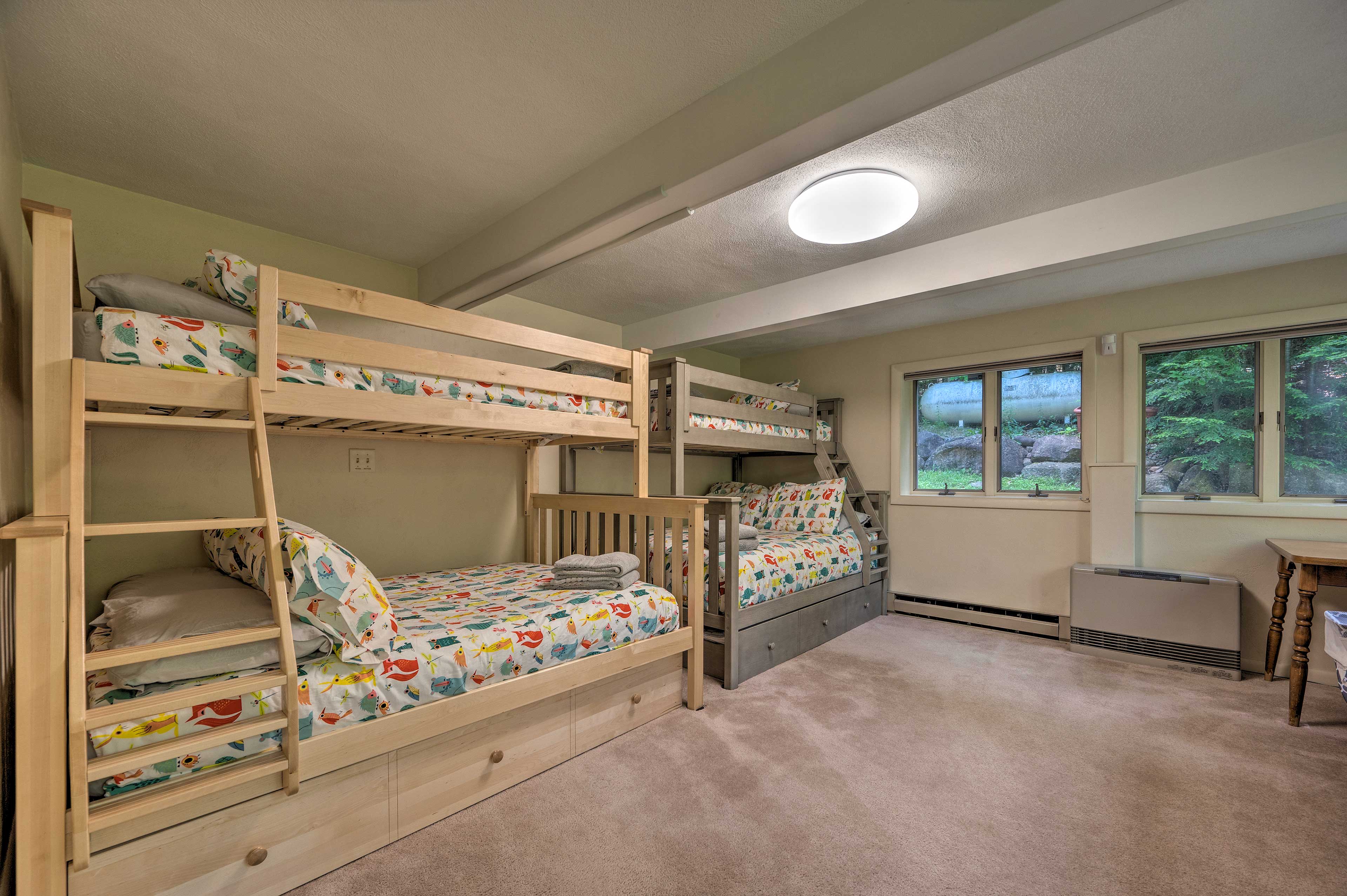 Bedroom 3 | 2 Twin/Full Bunk Beds w/ Twin Trundle