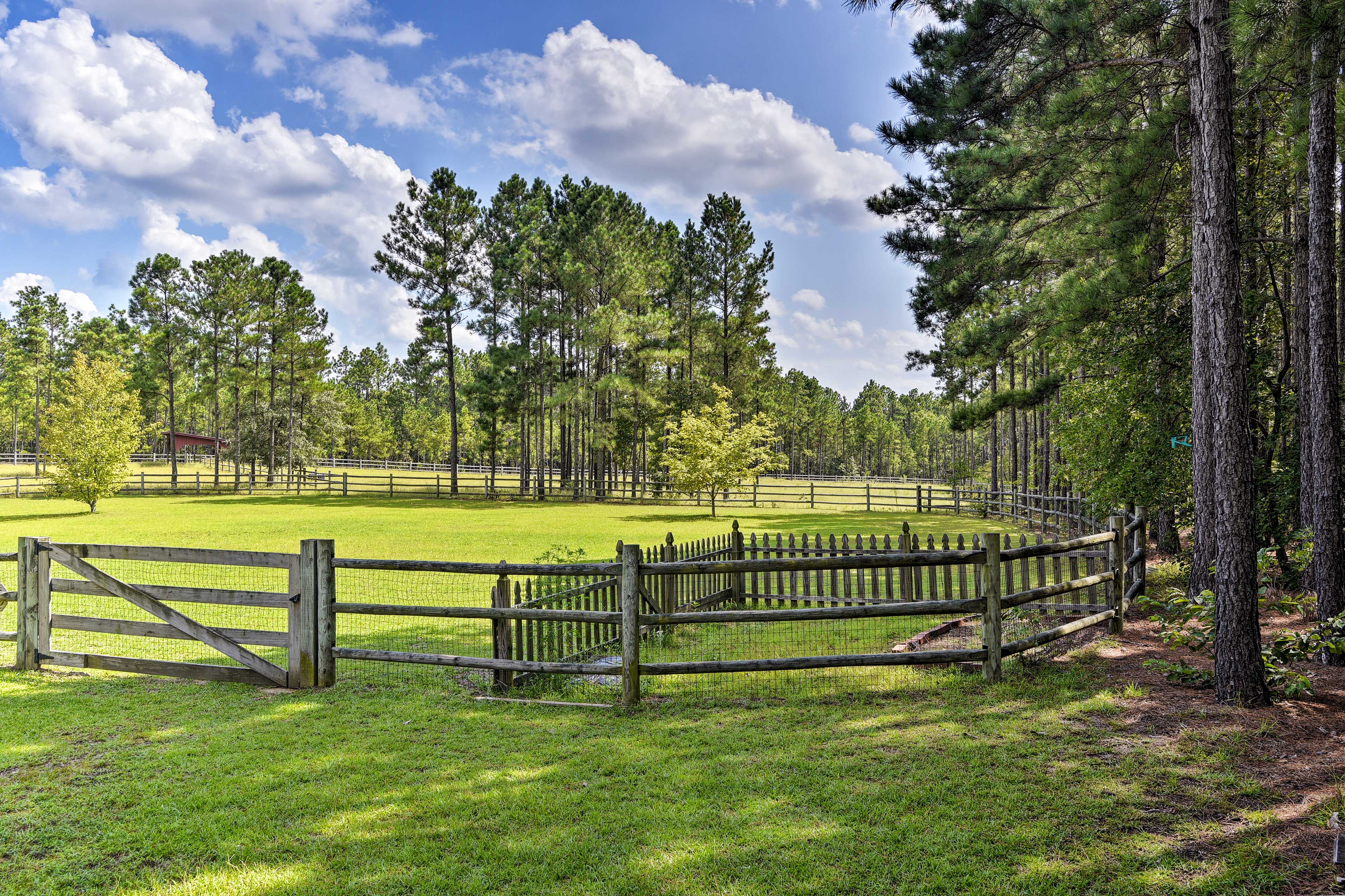 Enjoy access to a beautiful pasture and community trails!