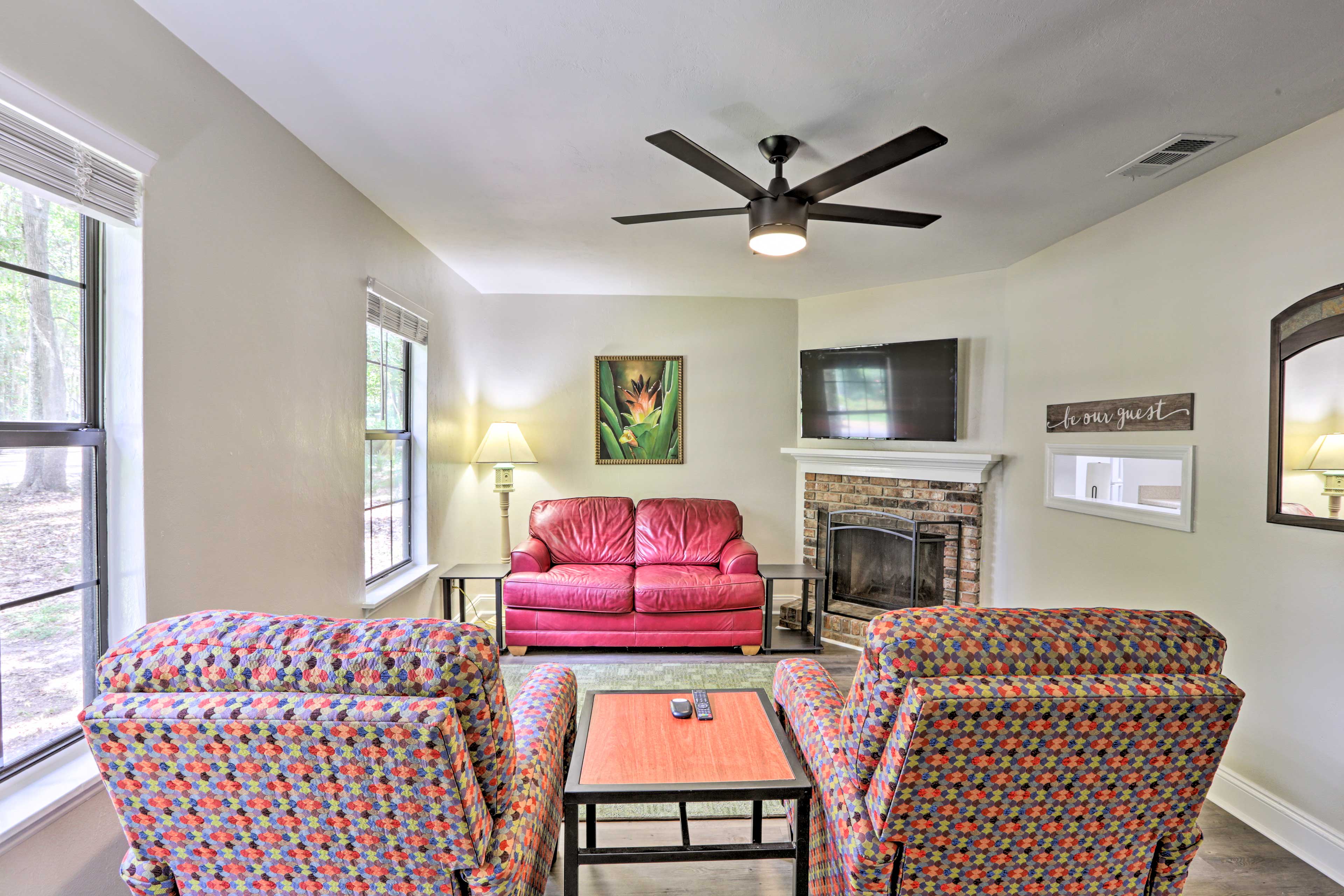 Tallahassee Vacation Rental | 2BR | 1.5BA | 880 Sq Ft | Steps to Enter