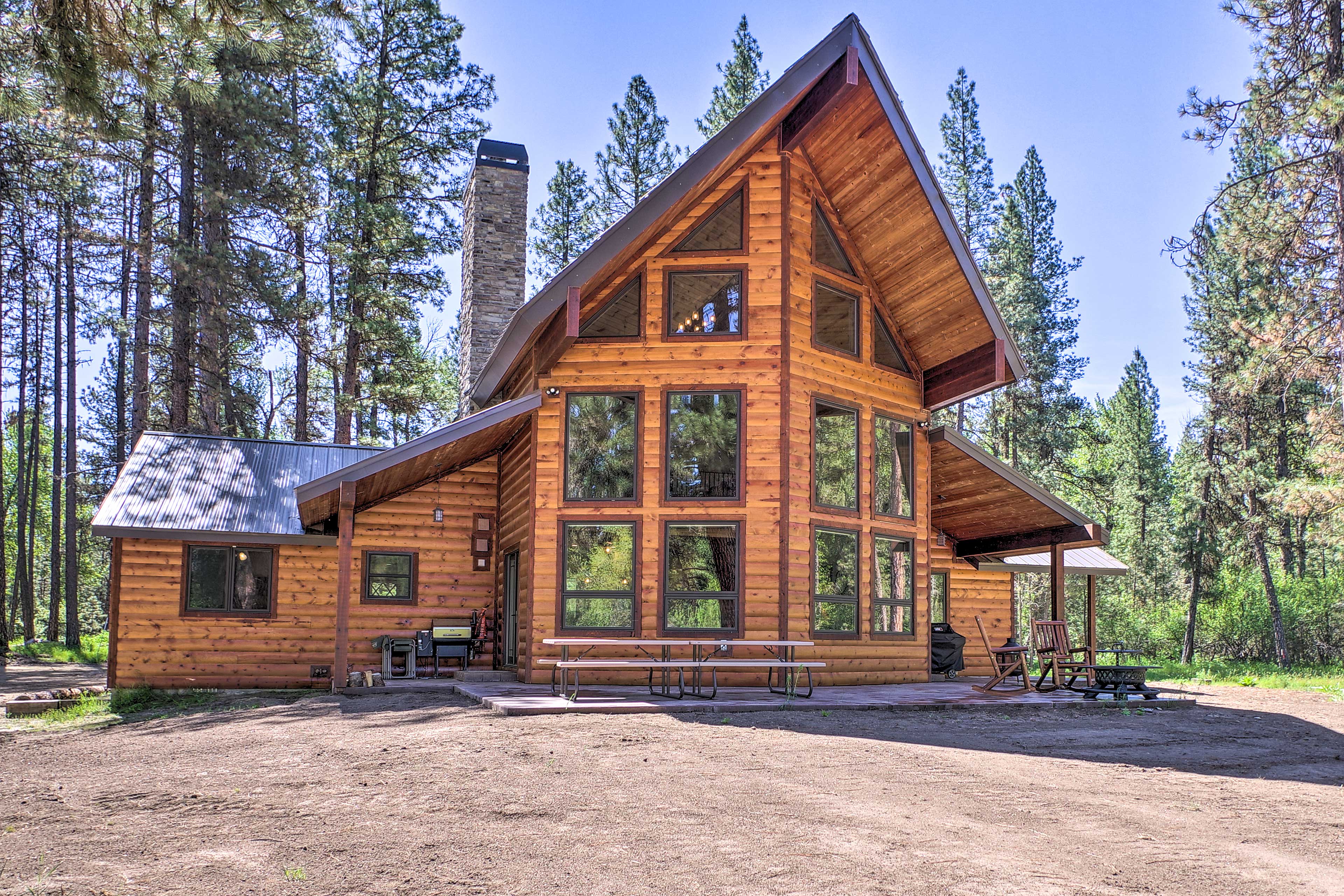 Newly Renovated Garden Valley Cabin w/Hot Tub