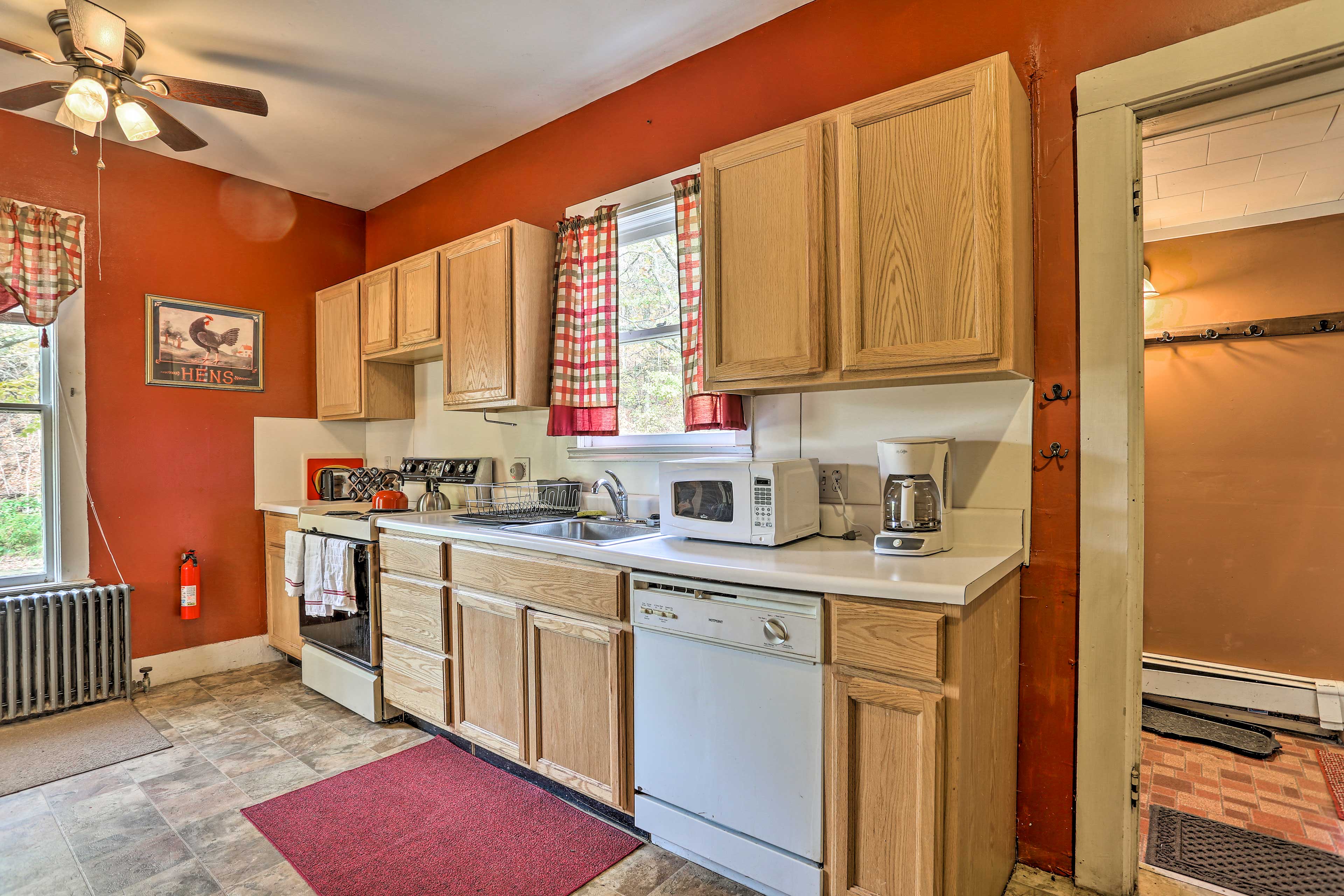 From spice rack to coffee maker, this kitchen is fully equipped!