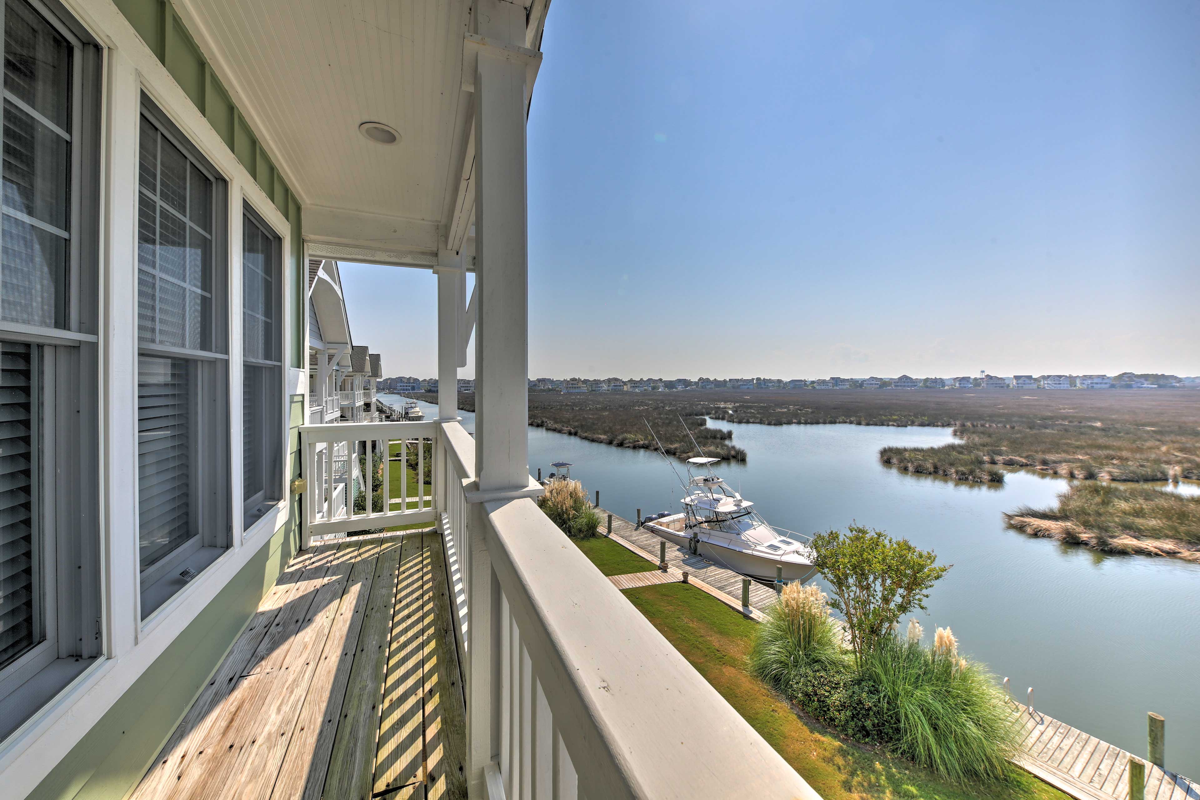 Balcony | Water Views