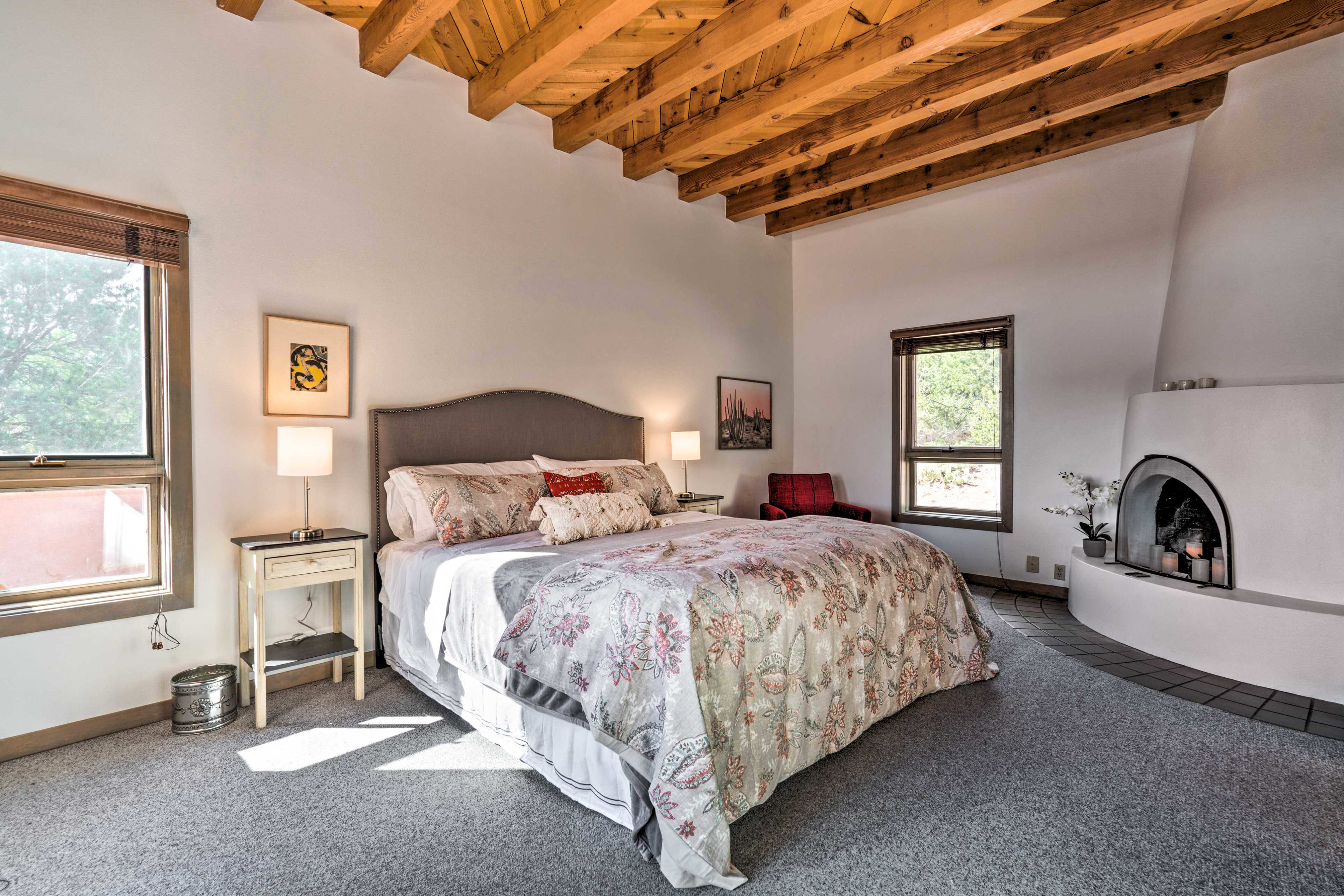 Retire each evening to the spacious & comfortable master suite.