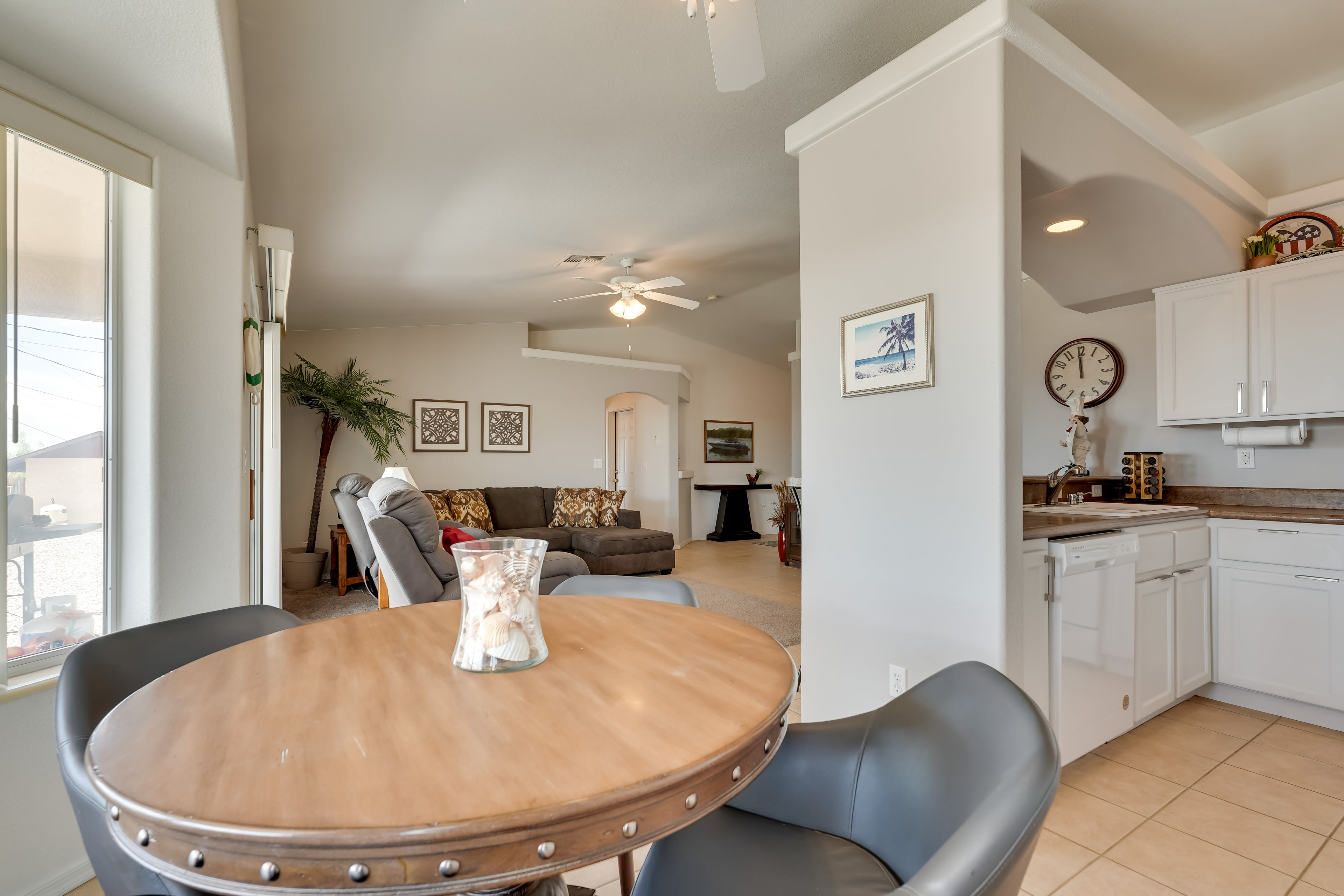 Dining Area | Dishware & Flatware