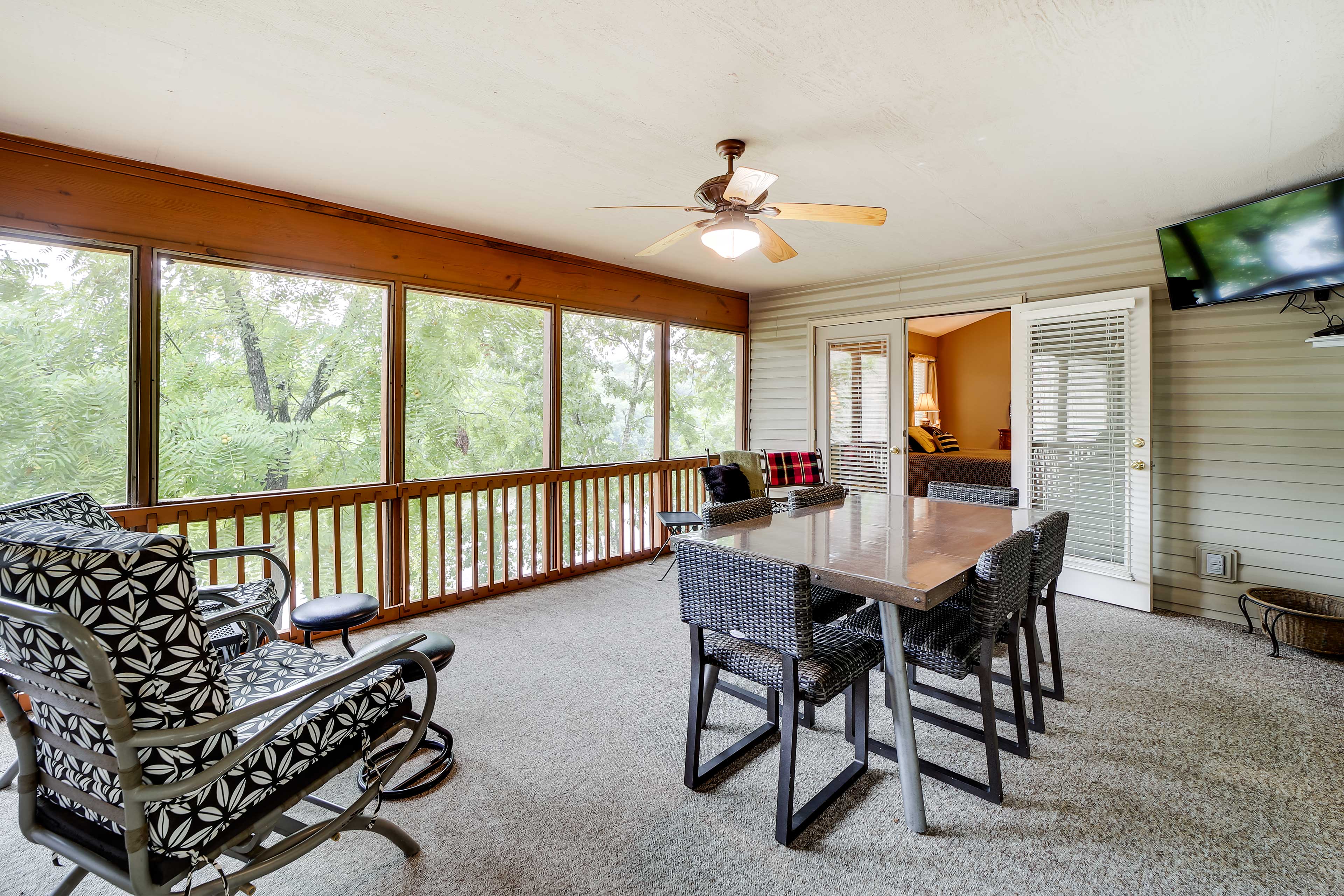 Screened Porch | Dining Table | TV