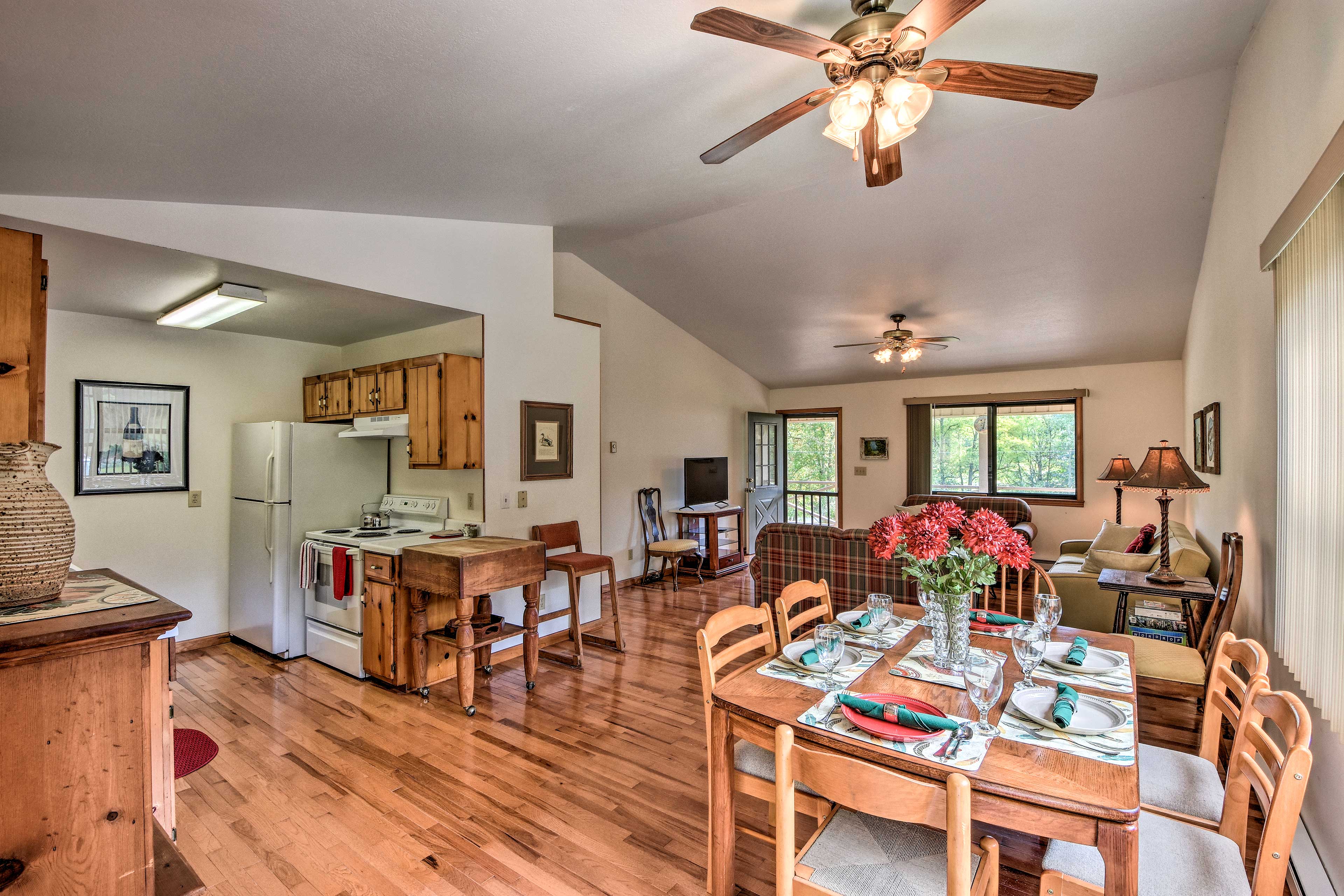 The open floor plan makes it easy to spend time with friends and family.