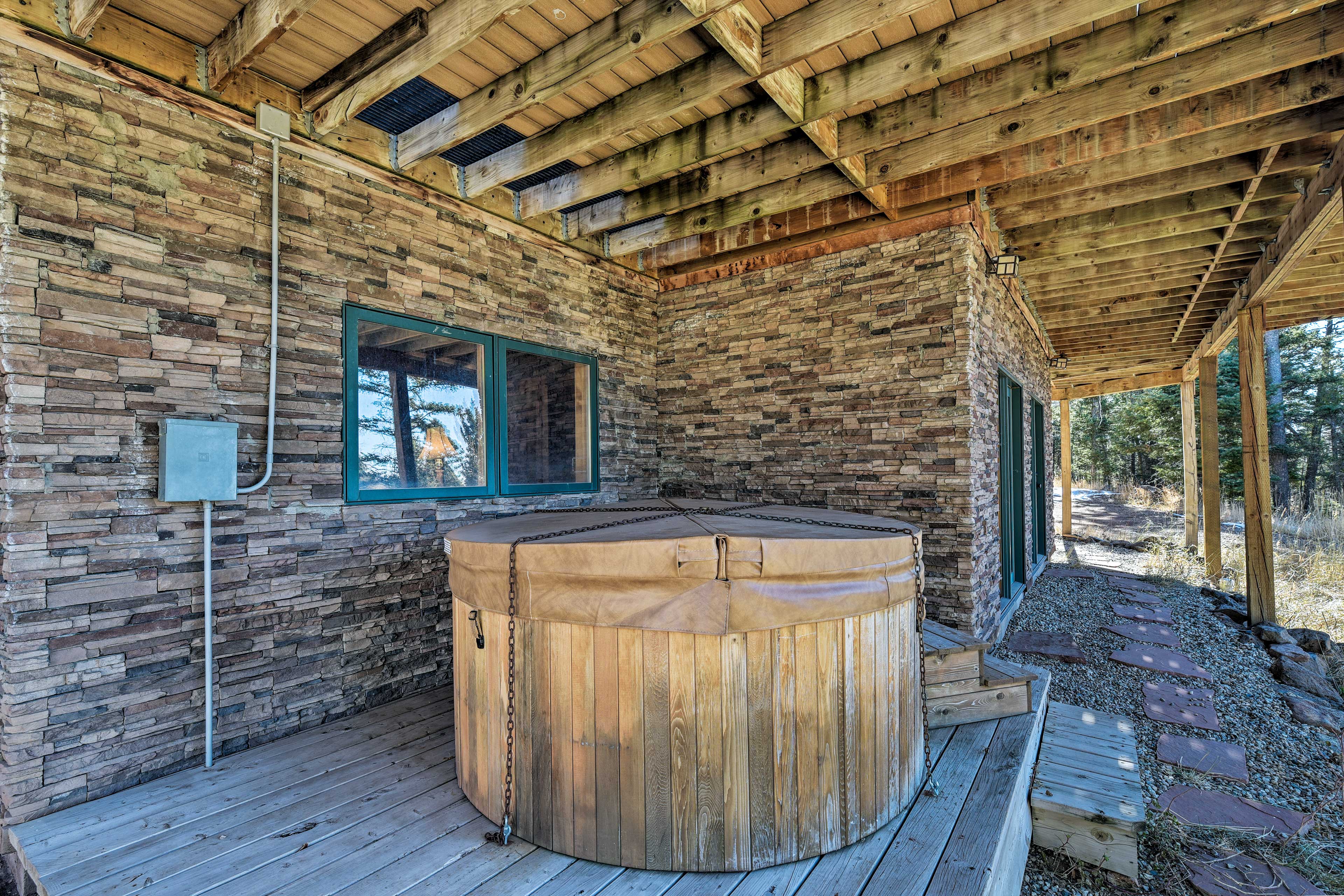 Lower Deck | Private Hot Tub