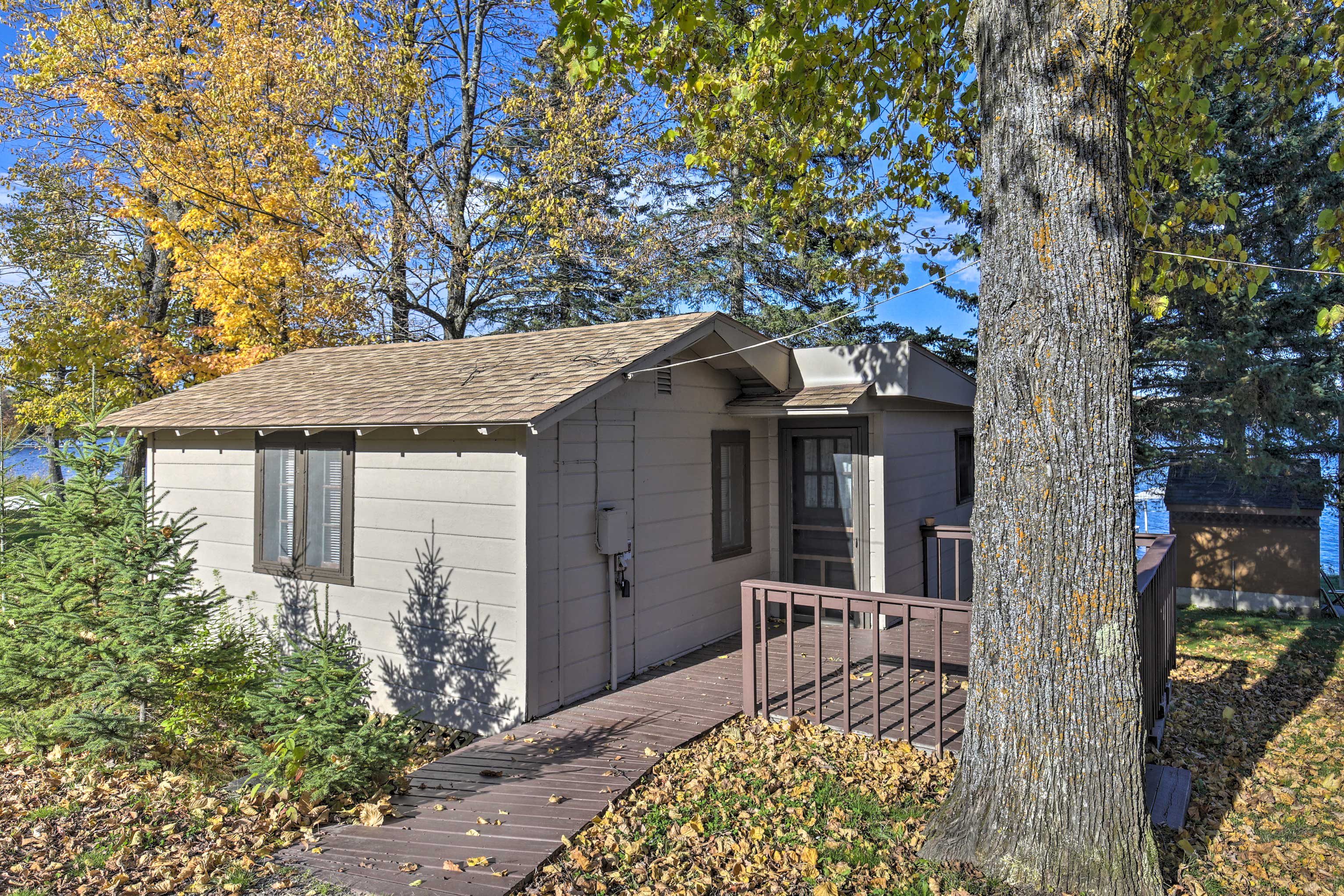 Driveway (4 Vehicles)