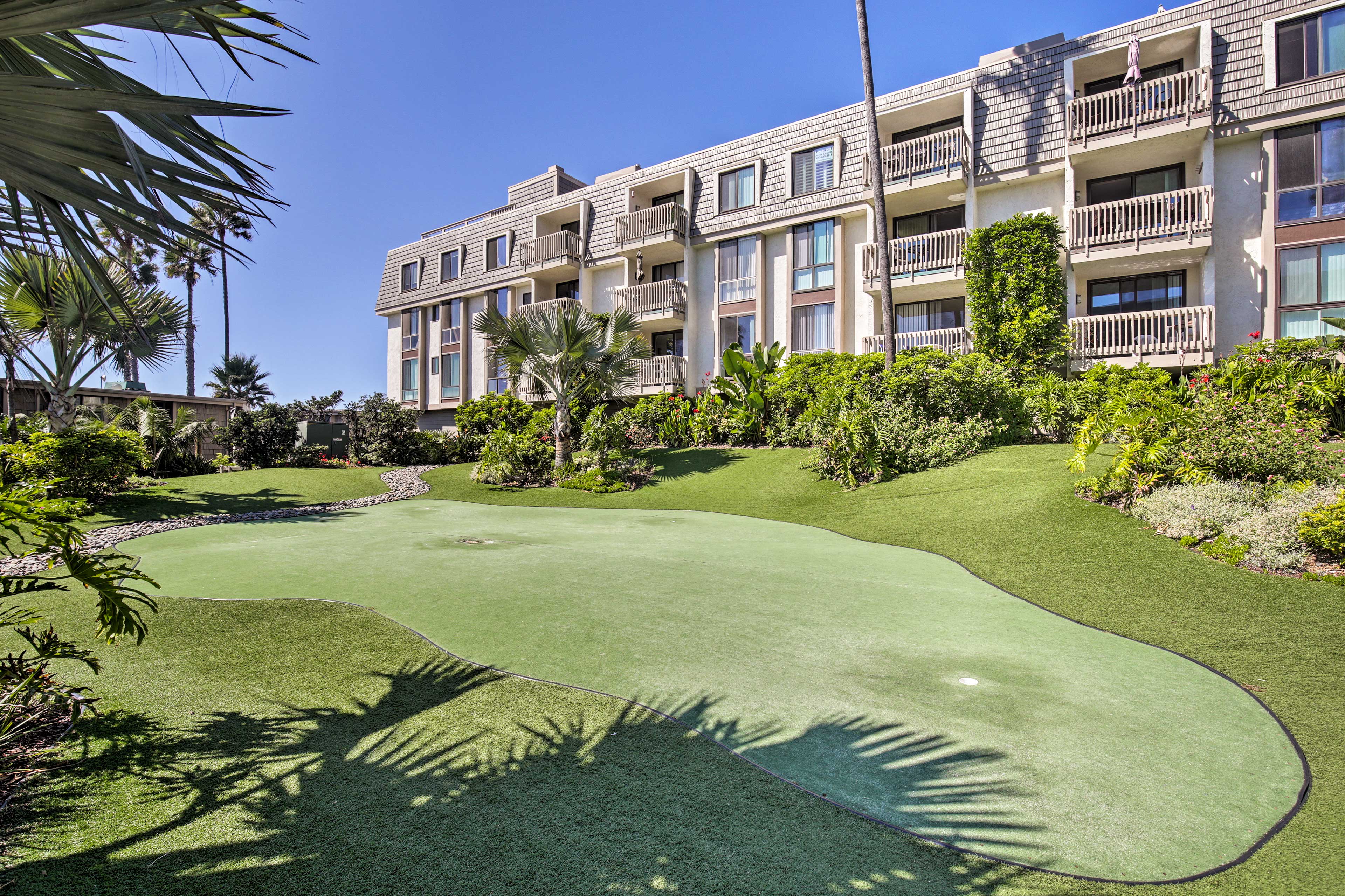 Community Putting Green