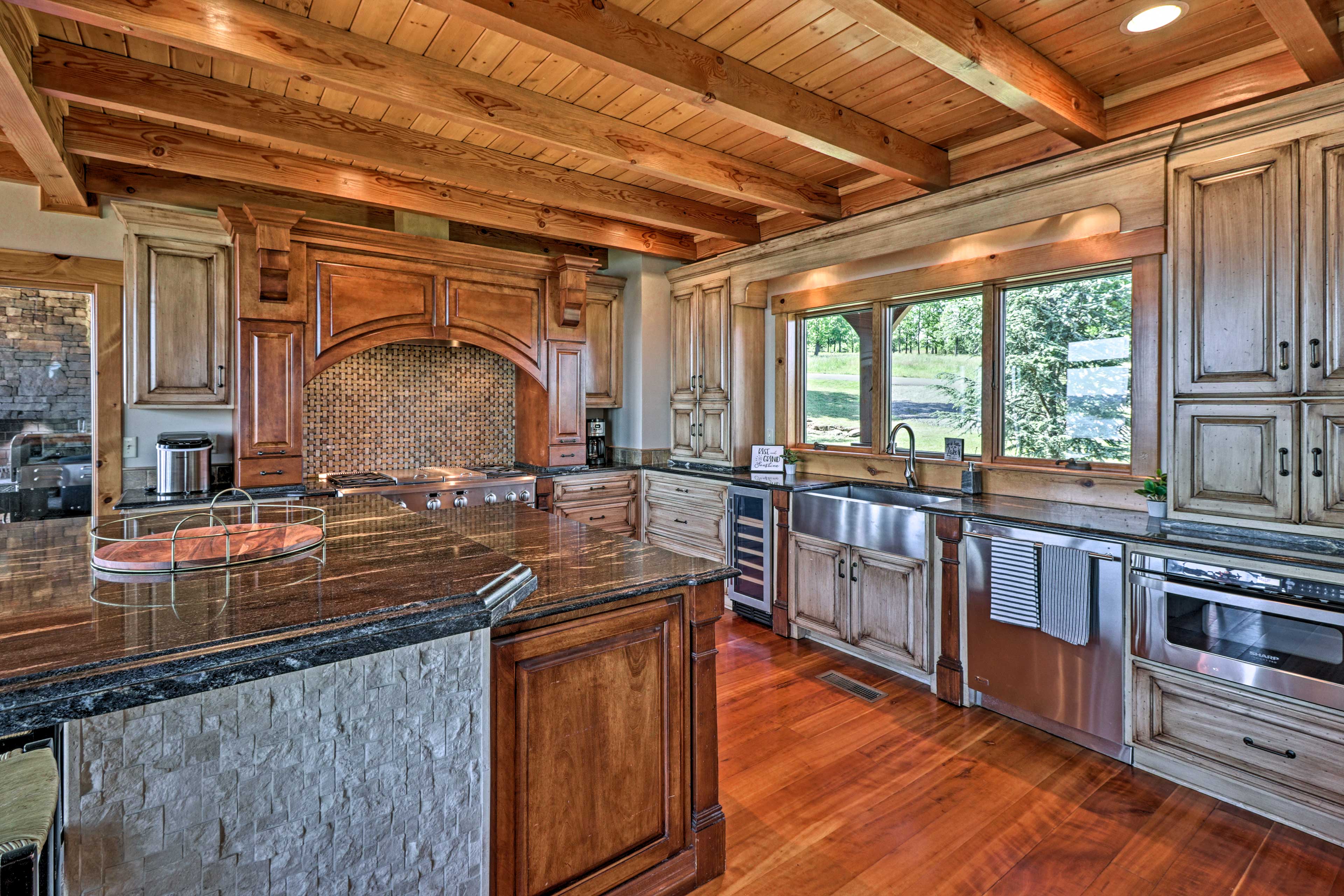 Gourmet Kitchen | Updated Appliances