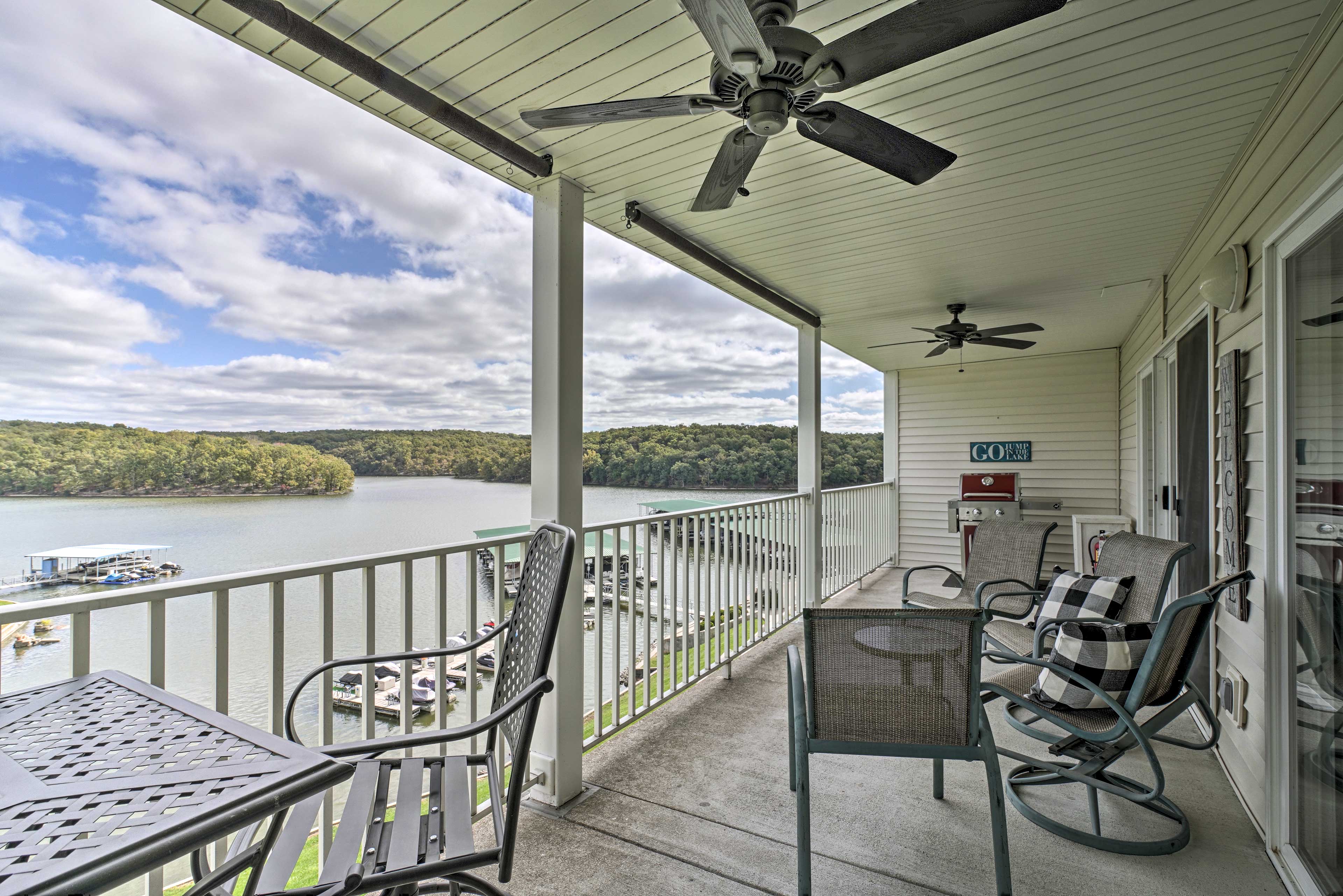 Balcony | Gas Grill