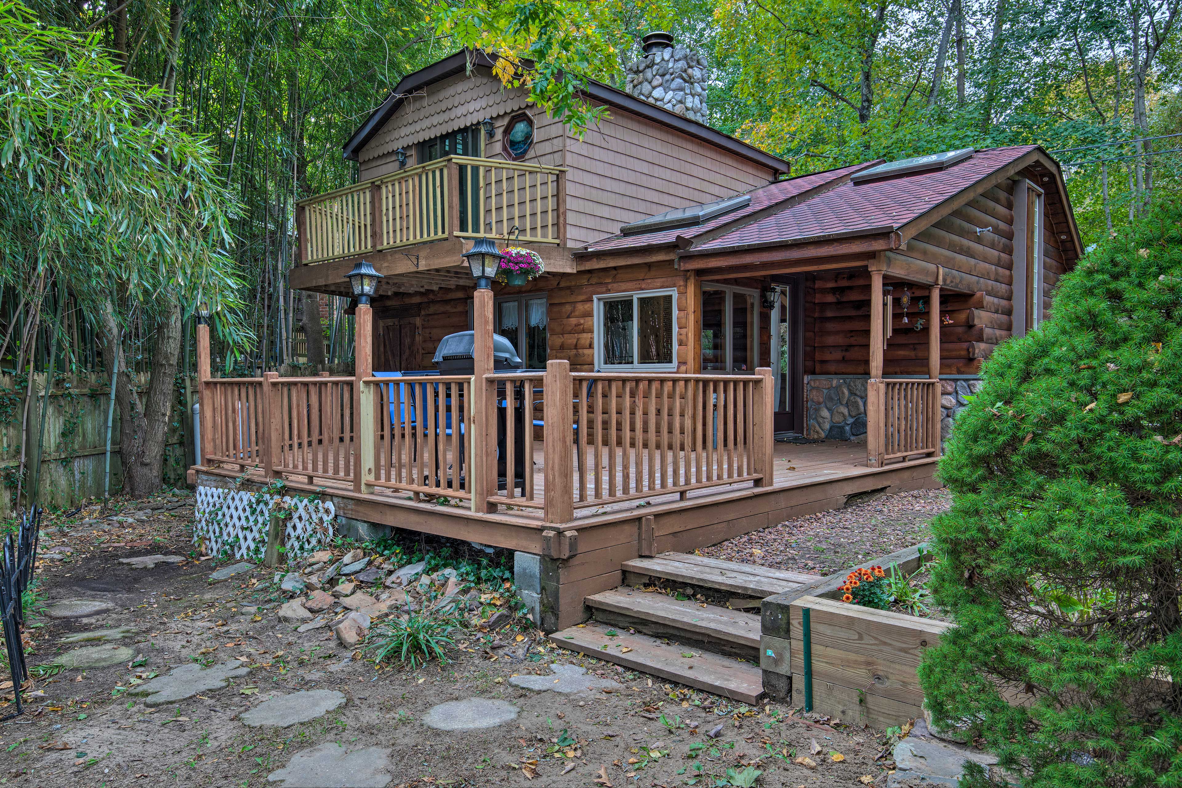 Find room to breath on the spacious deck.