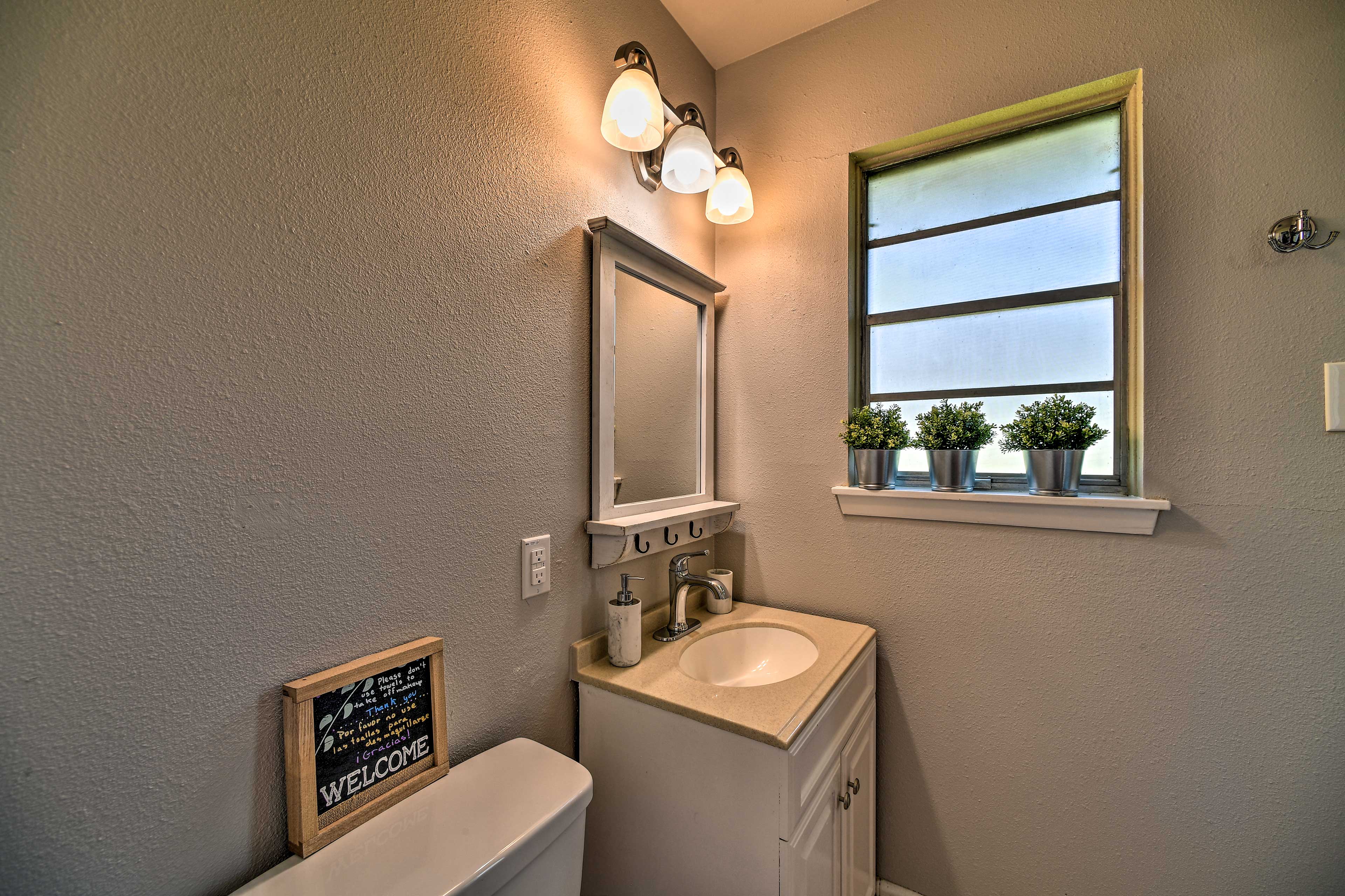 Get ready for the day in one of the 2 pristine bathrooms.