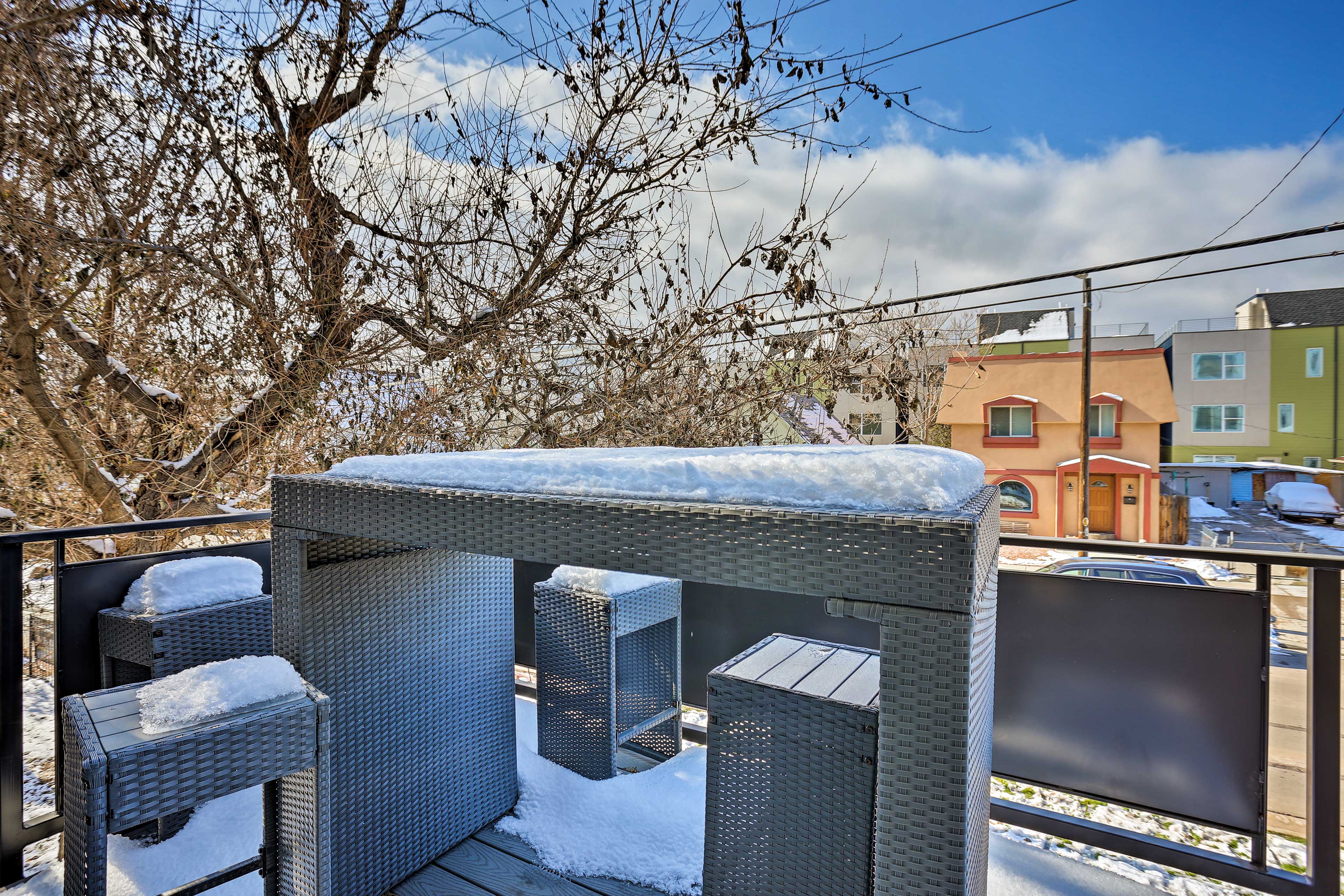 When the snow melts, enjoy breakfast al fresco out on the deck!