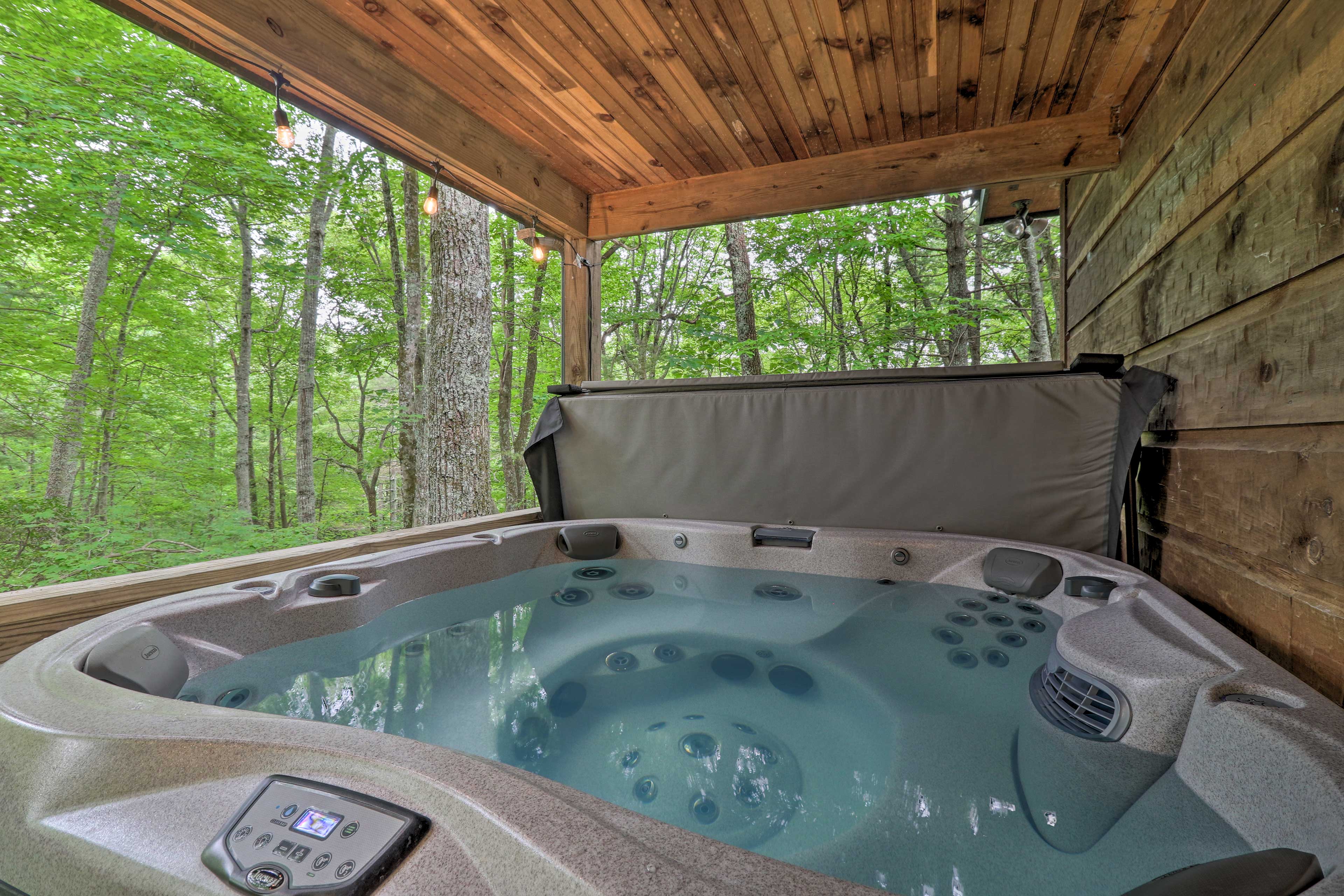 Brand New Private Hot Tub