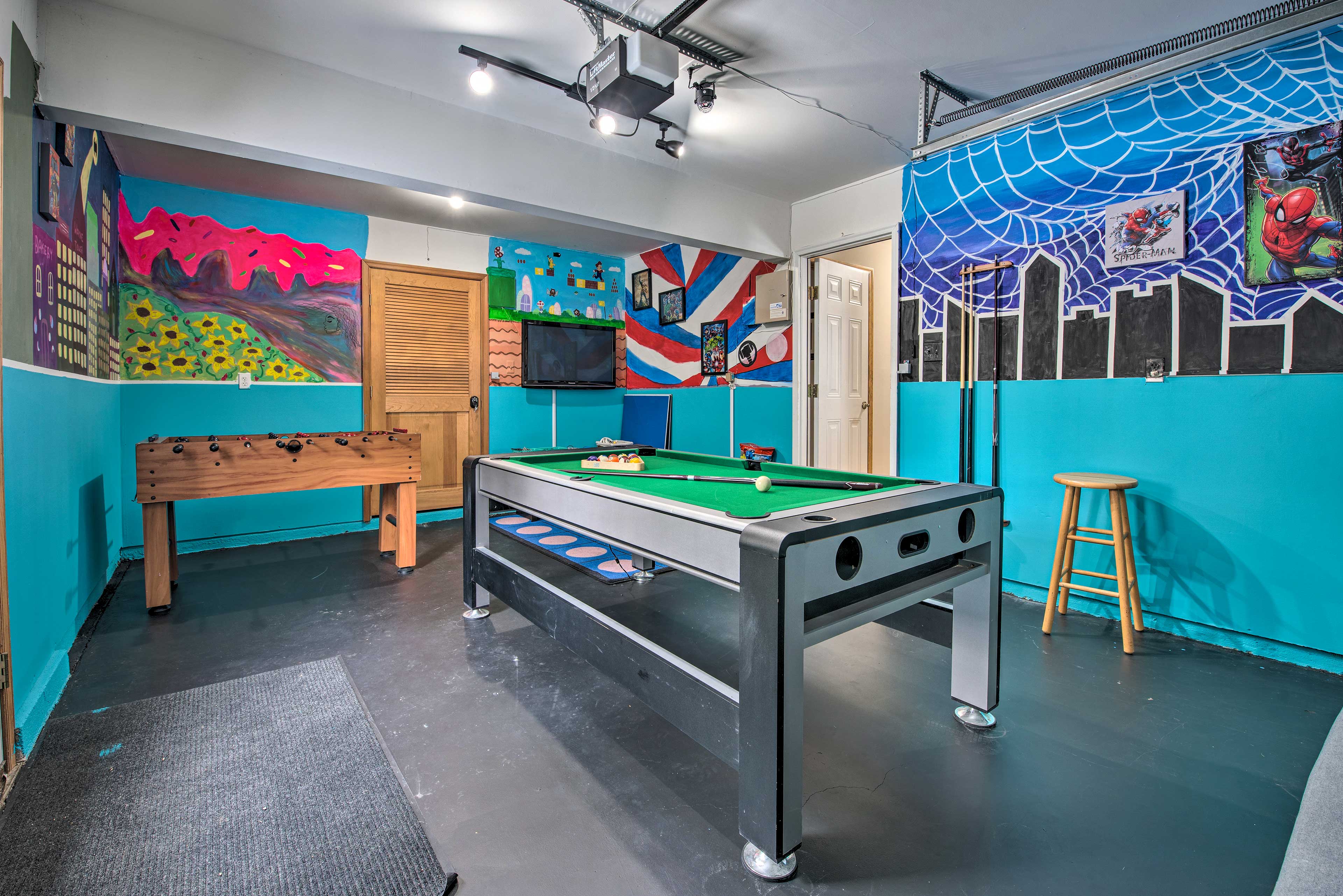 Spend your evenings enjoying the well-equipped game room!