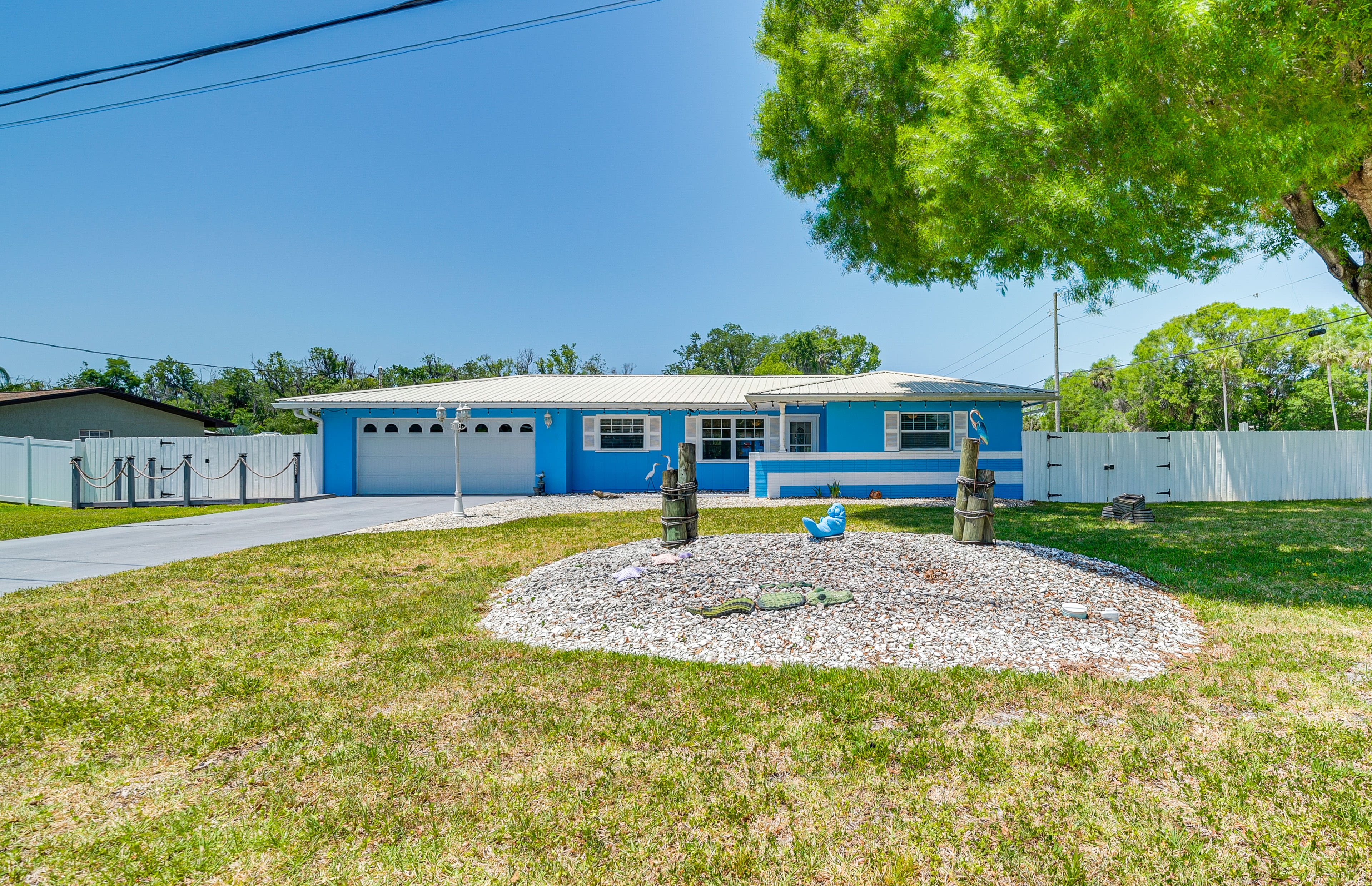 Exterior | Garage Parking (2 Vehicles) | Driveway Parking (2 Vehicles)