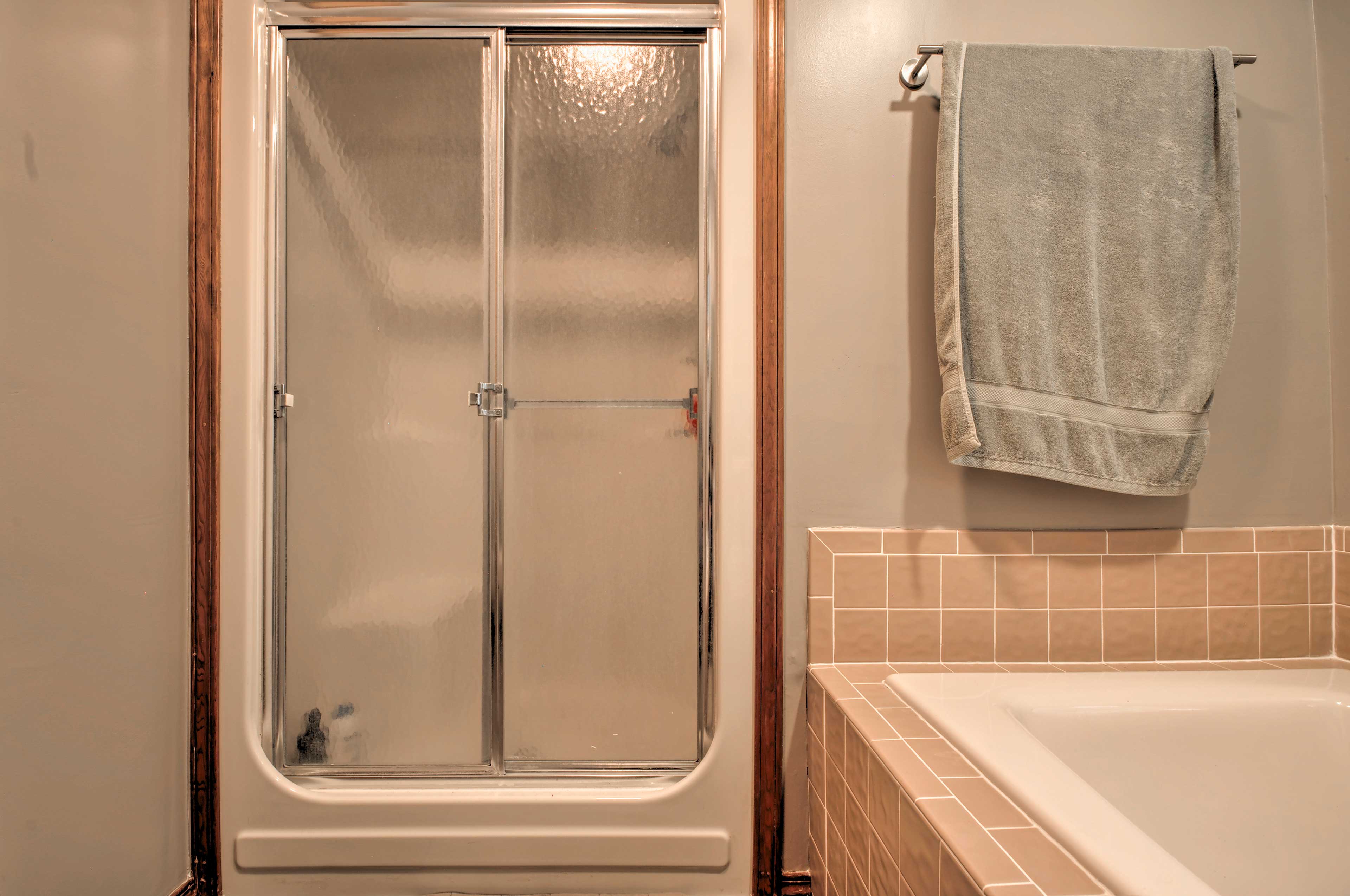 Full Bathroom 3 | Walk-In Shower