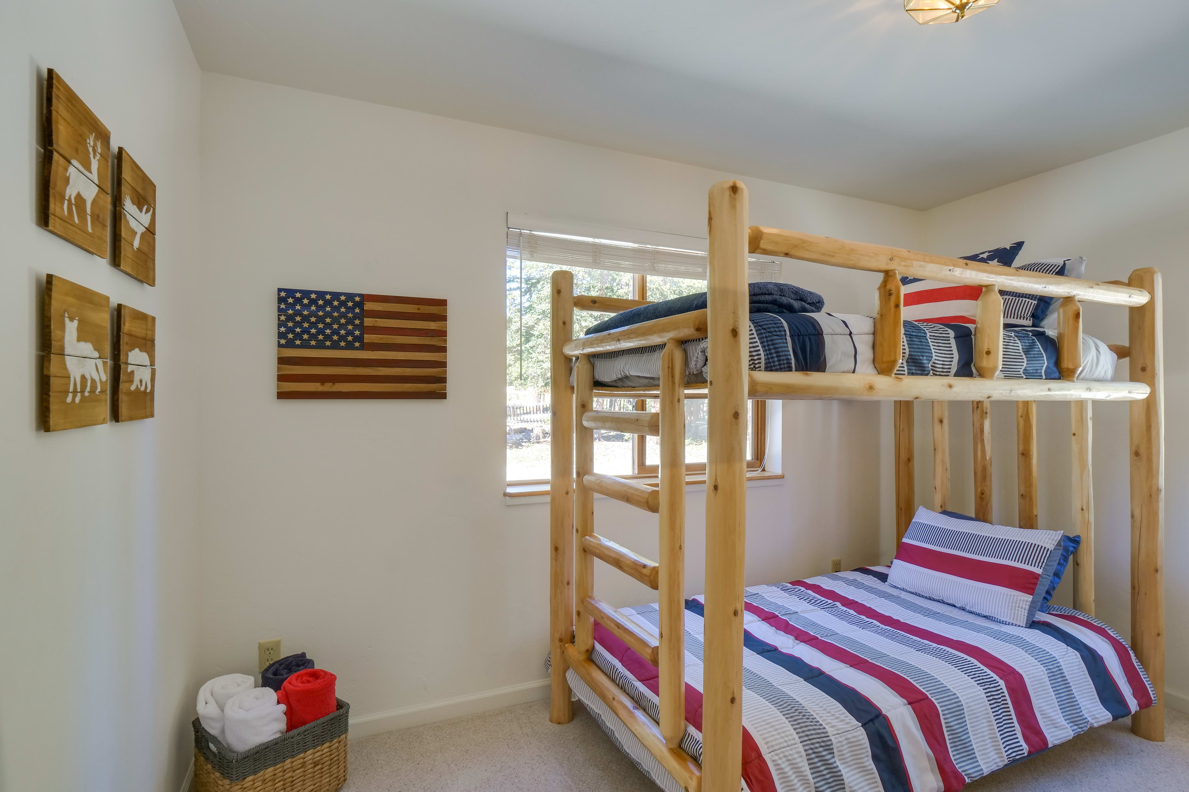 Bedroom 2 | Twin Bunk Bed