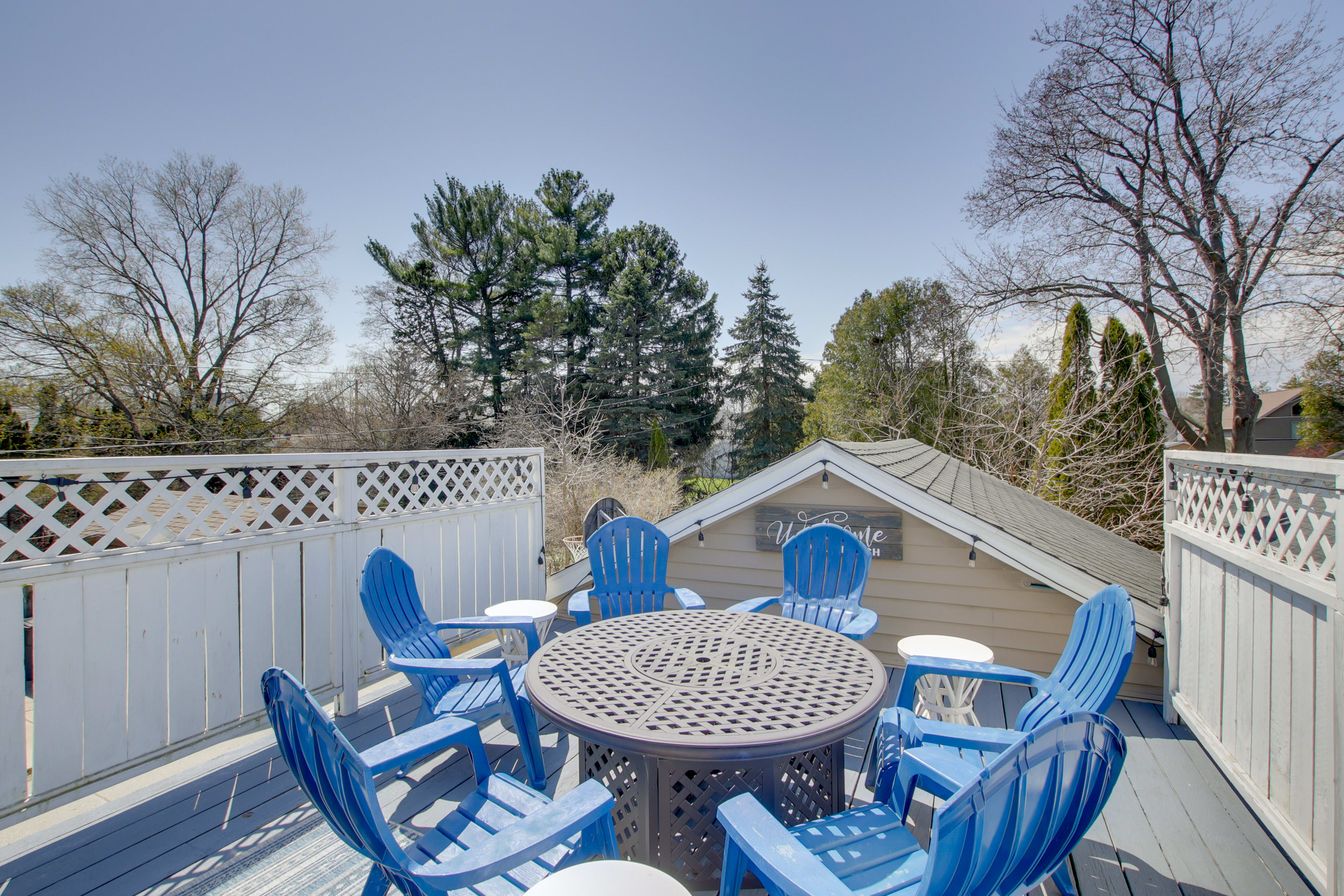 Roof Deck | Outdoor Dining