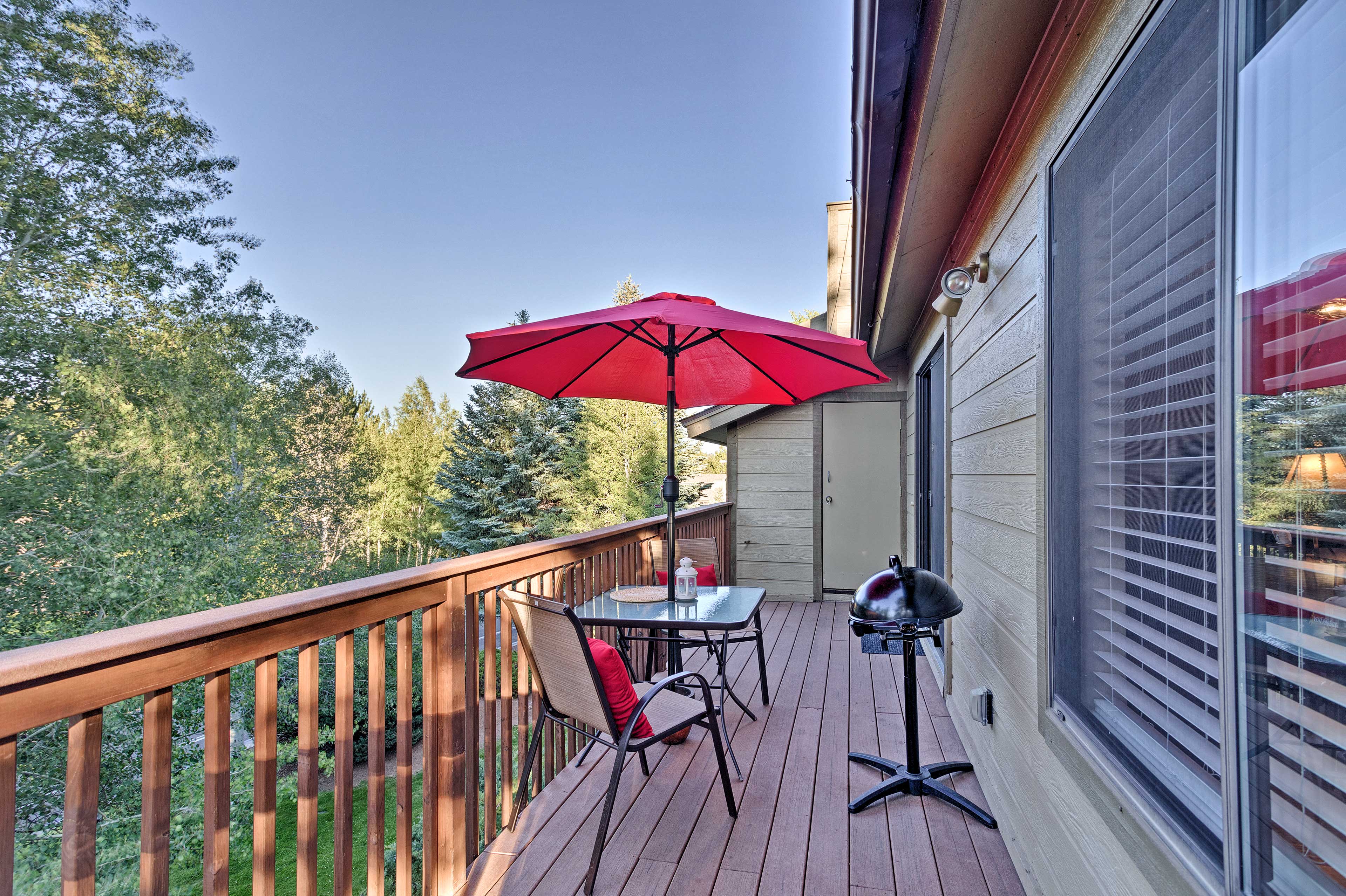 Private Deck | George Foreman Grill