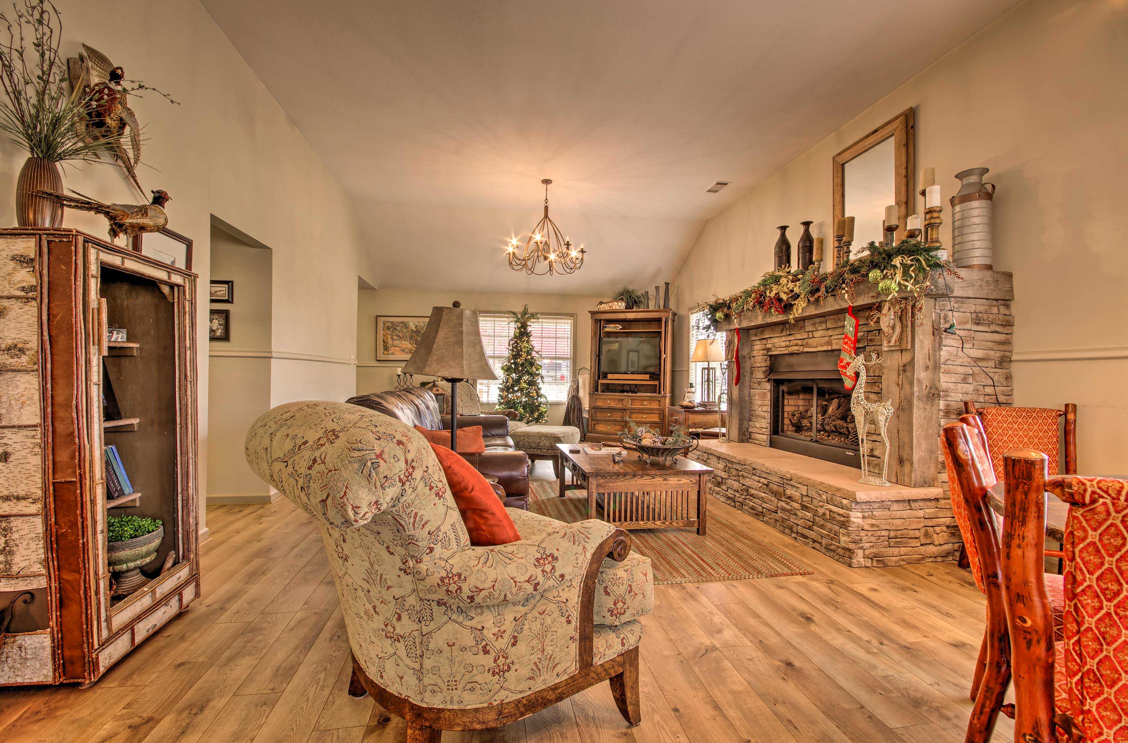 Feel right at home in Mountain View with a stay at this beautiful home.