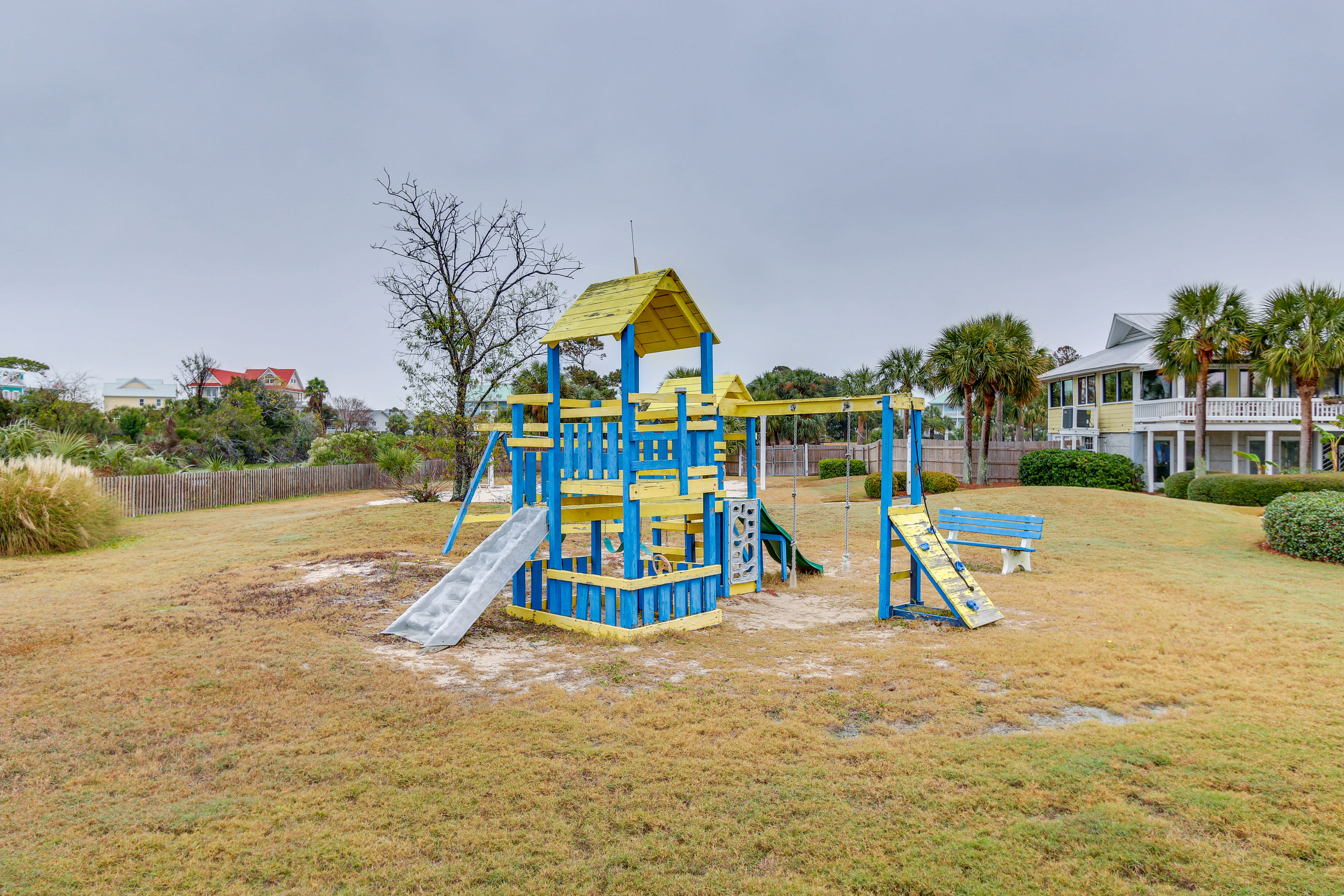 Community Amenities | Playground