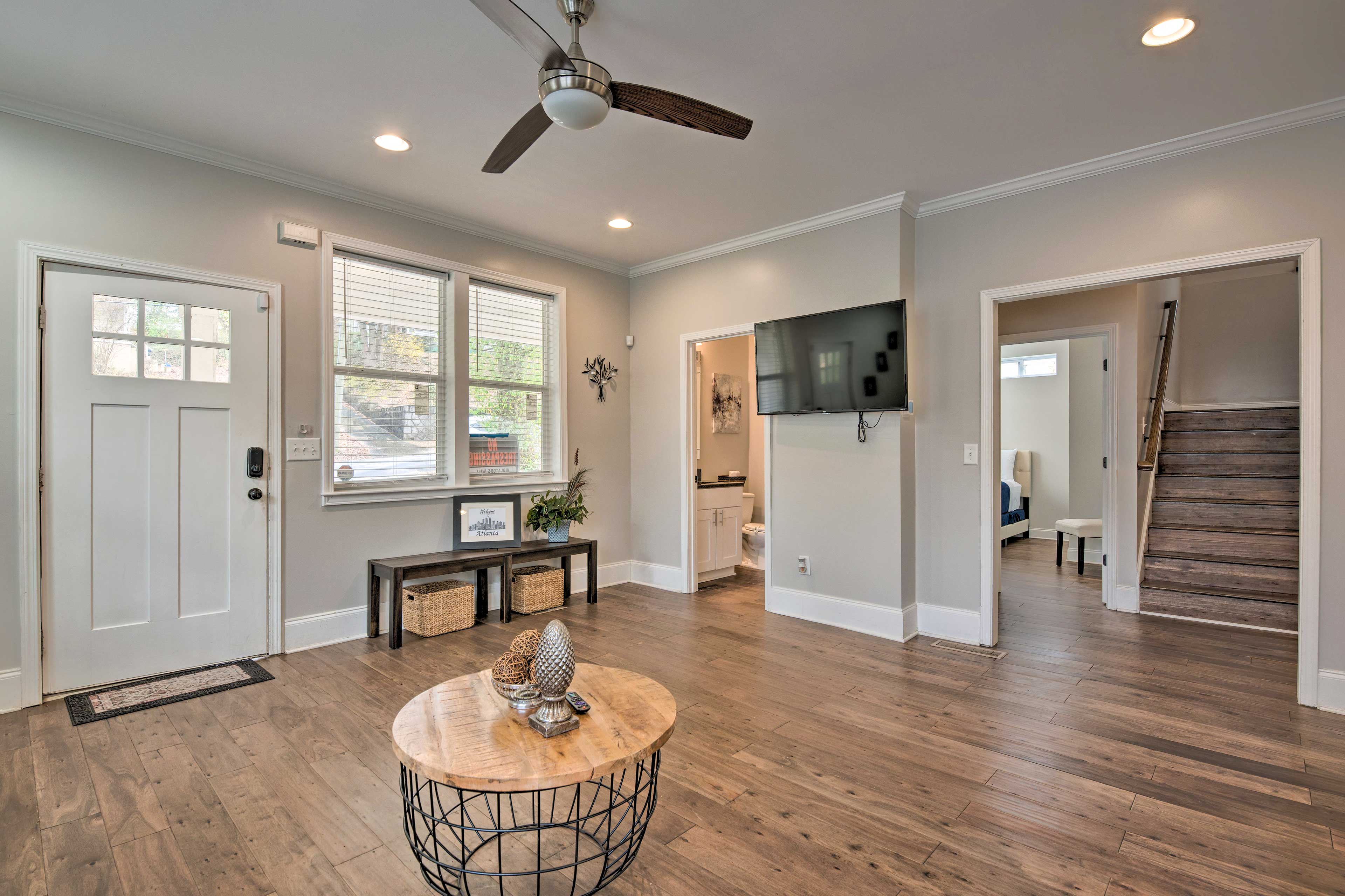 Chic Atlanta Home - 8 Mi to Airport & NCAA Events!