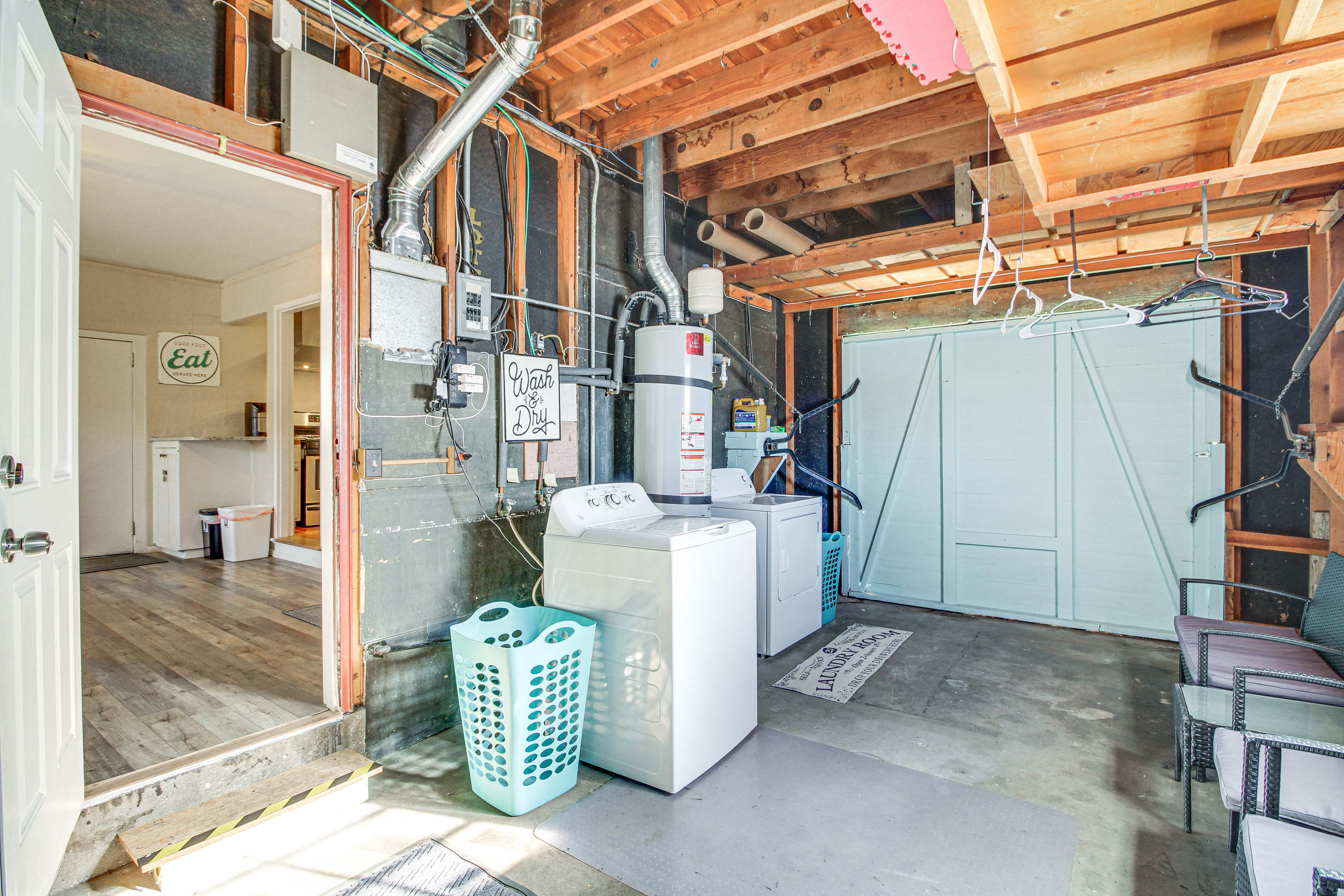 Garage | Laundry Area