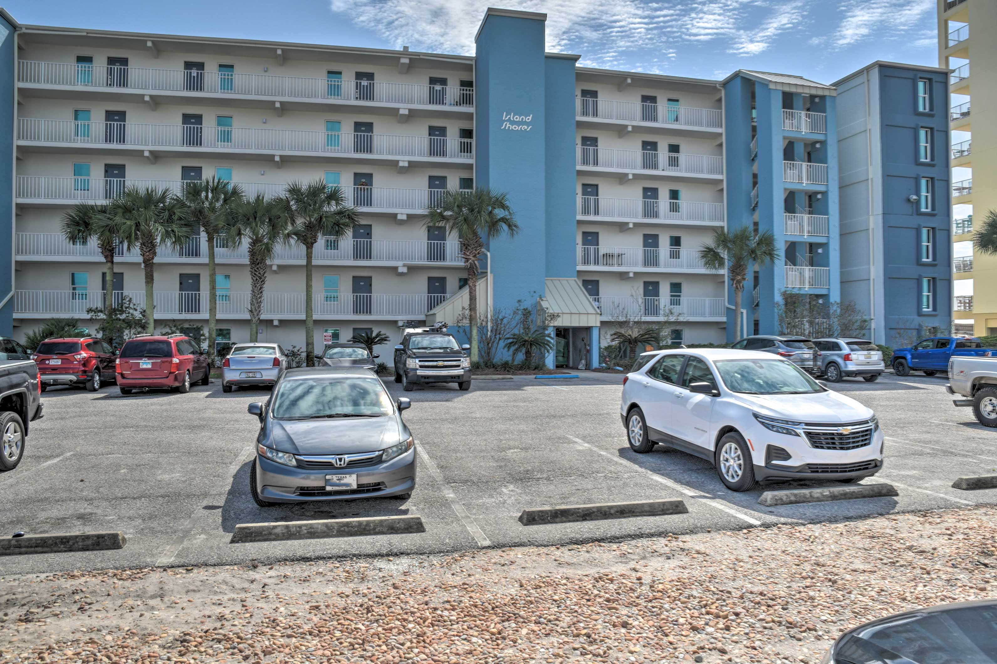 Parking | Driveway (2 Vehicles)