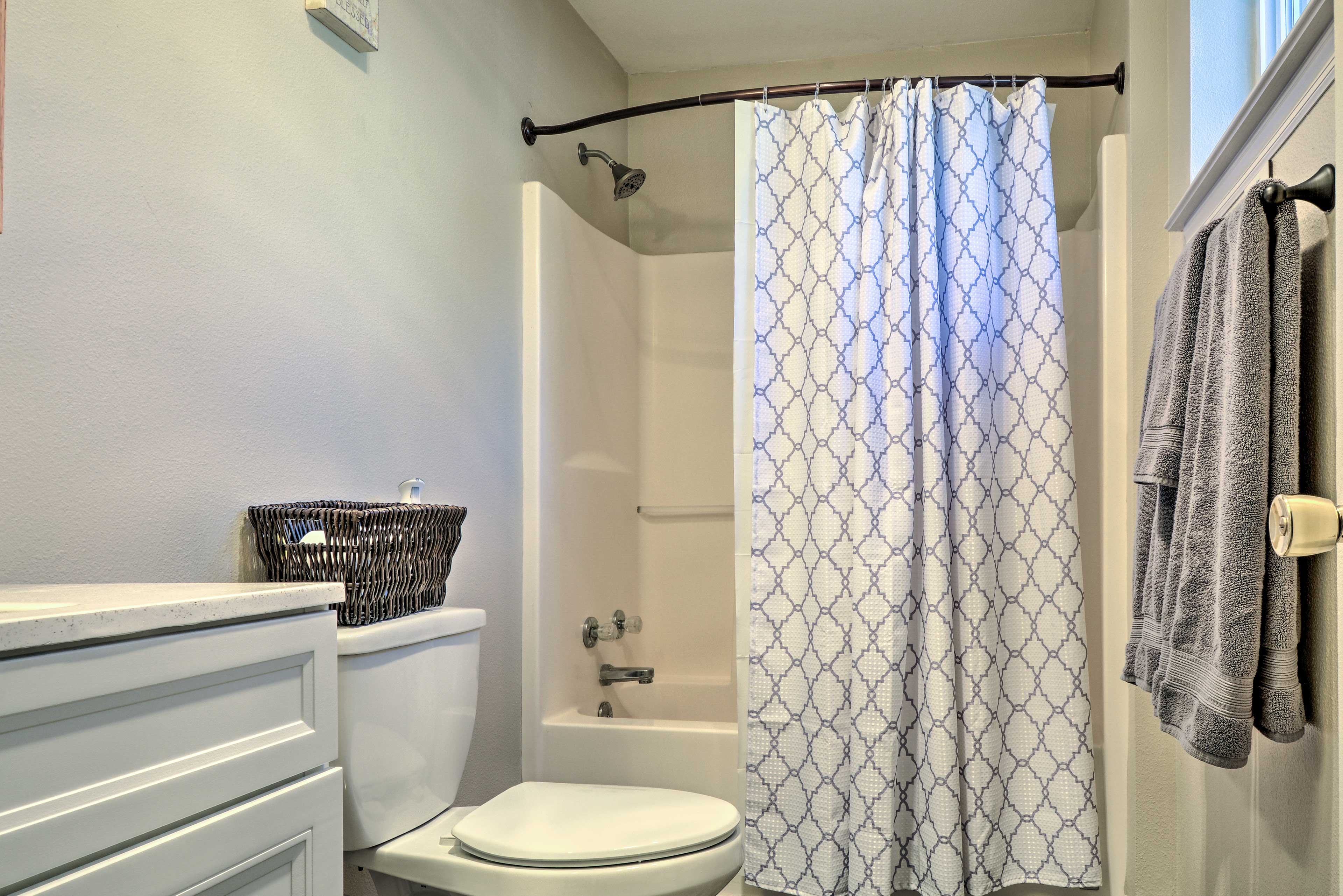 Bathroom | Linens & Towels Provided