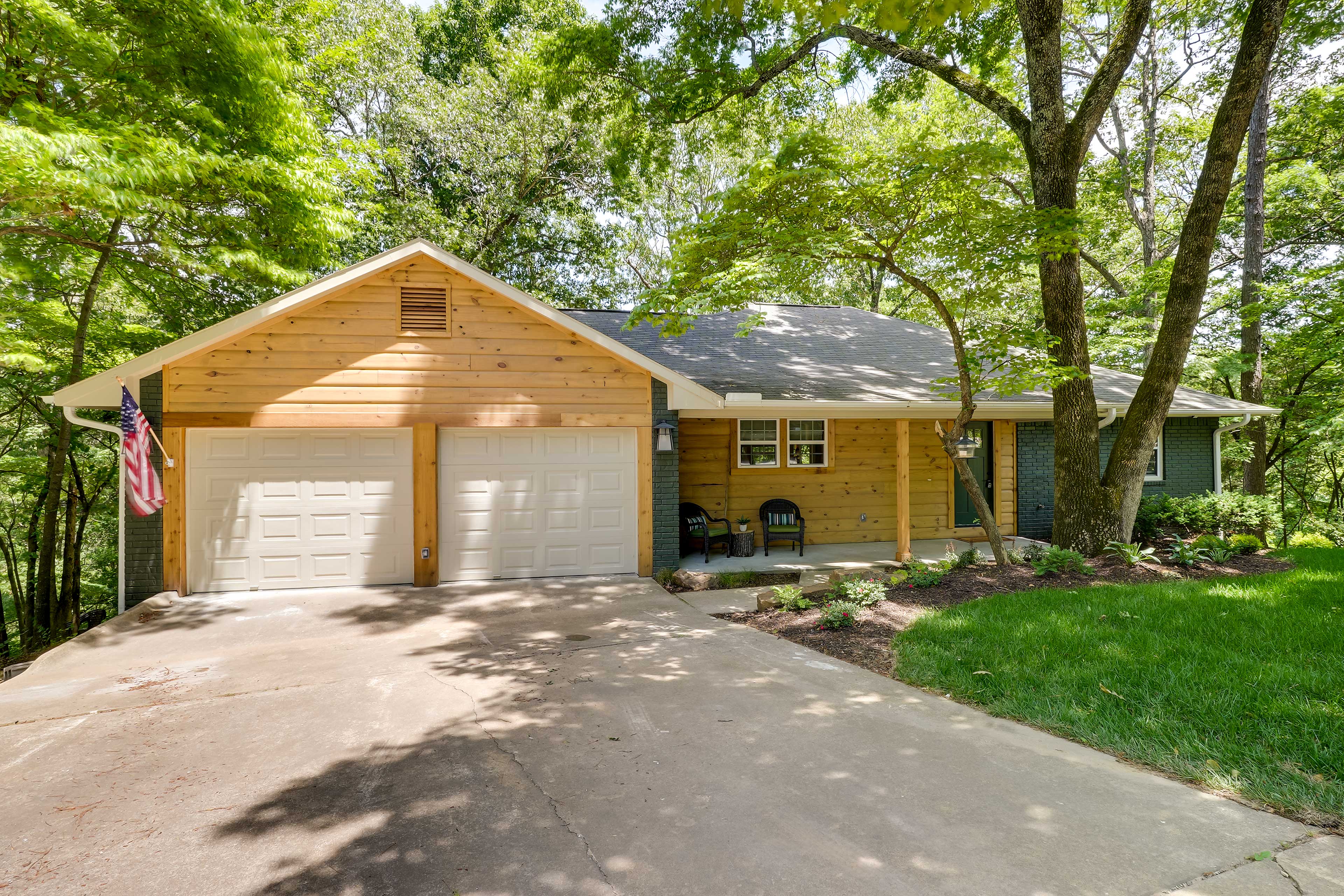 Driveway (2 vehicles) | Street parking (first come, first served)