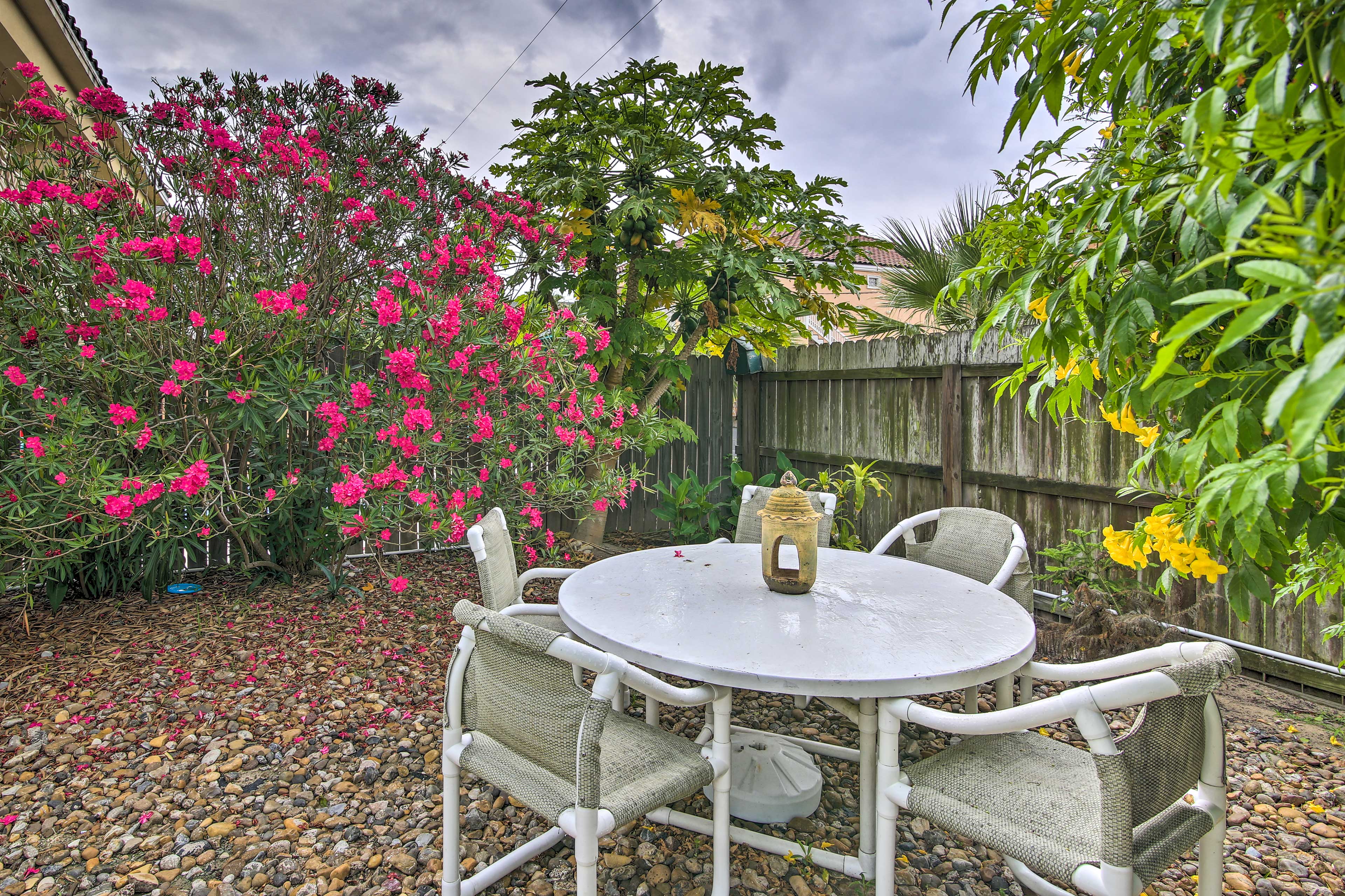 Outdoor Dining Table