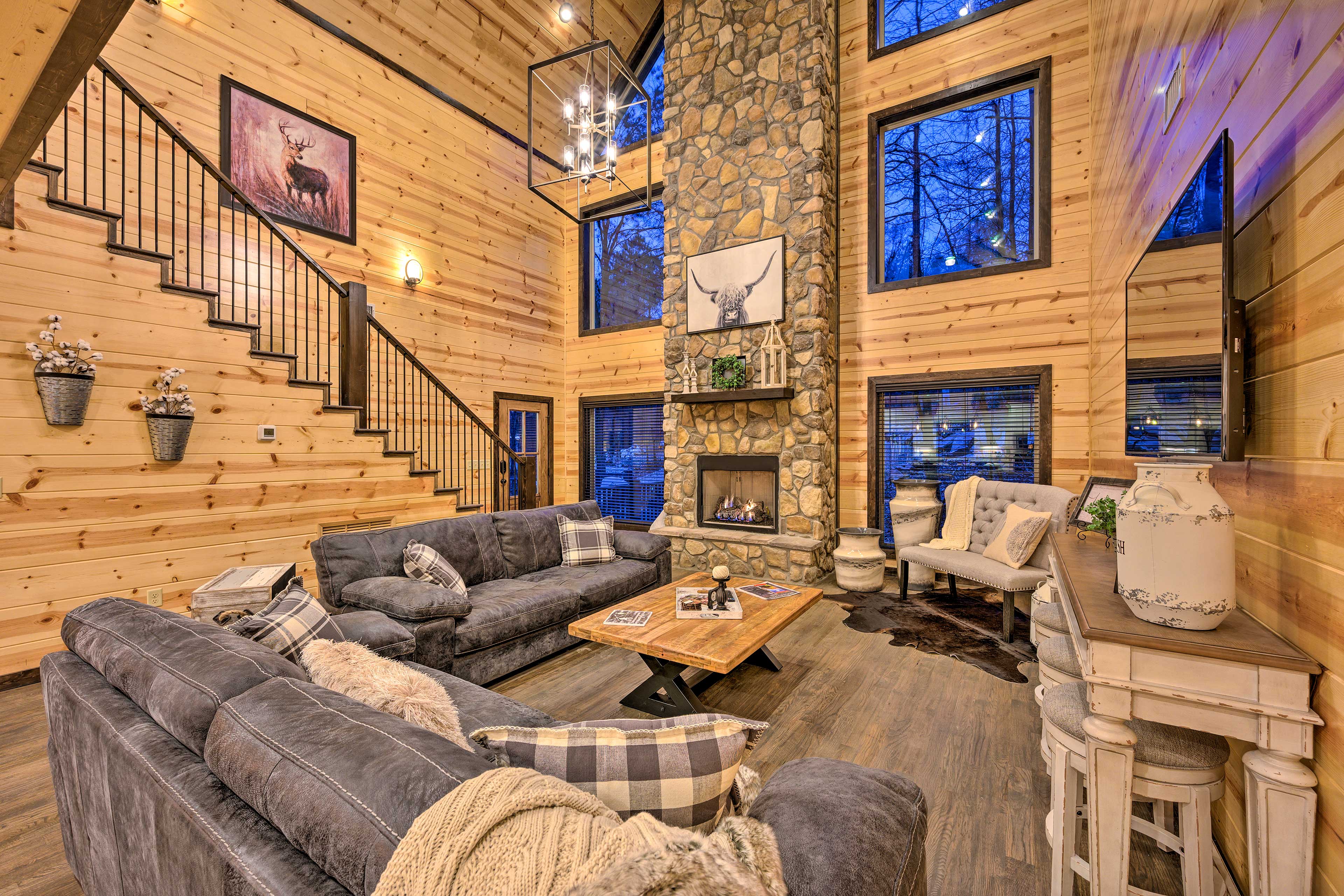 Broken Bow Vacation Rental | 5BR | 4BA | 3,000 Sq Ft | Stairs Required