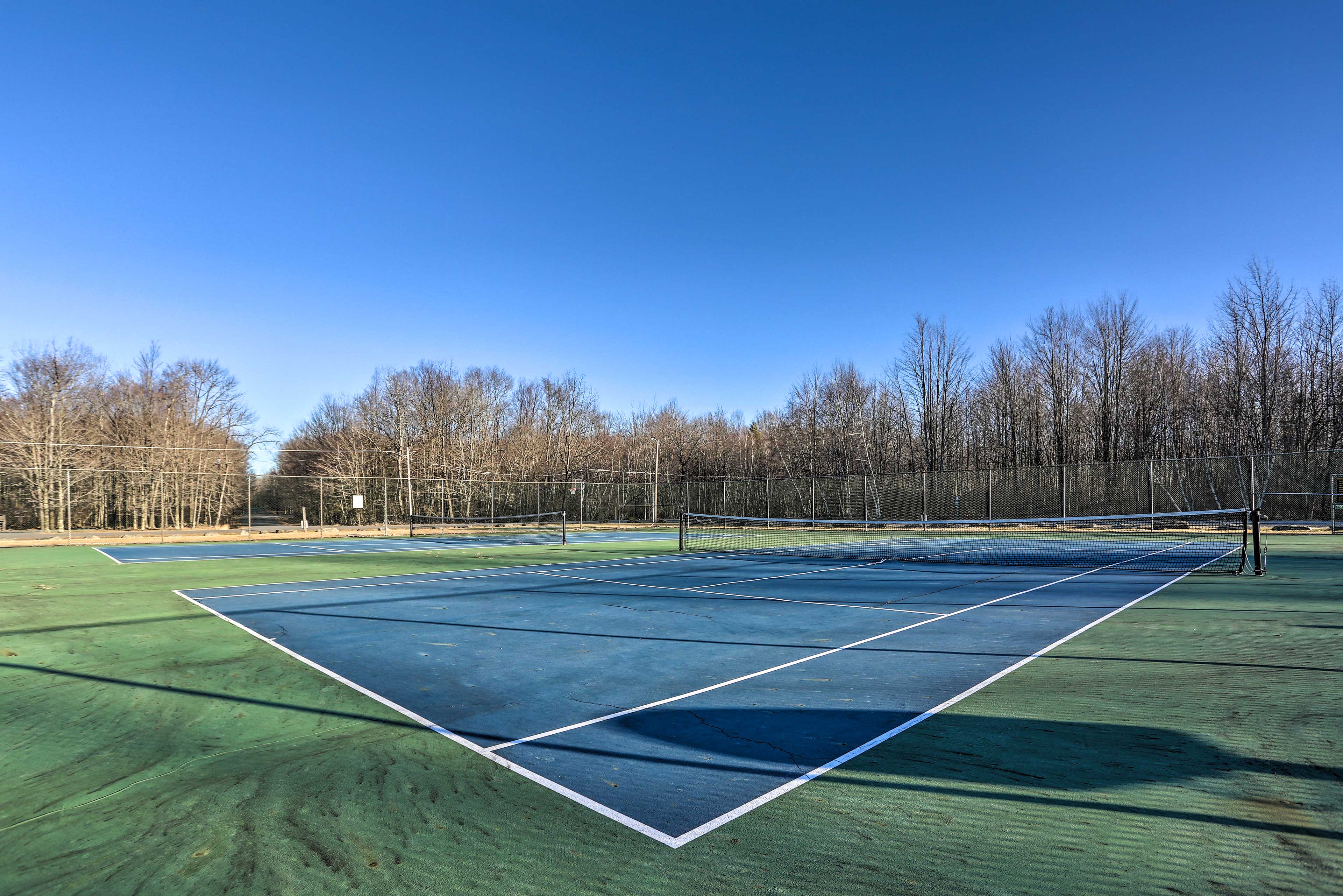 Community Amenities | Tennis Court