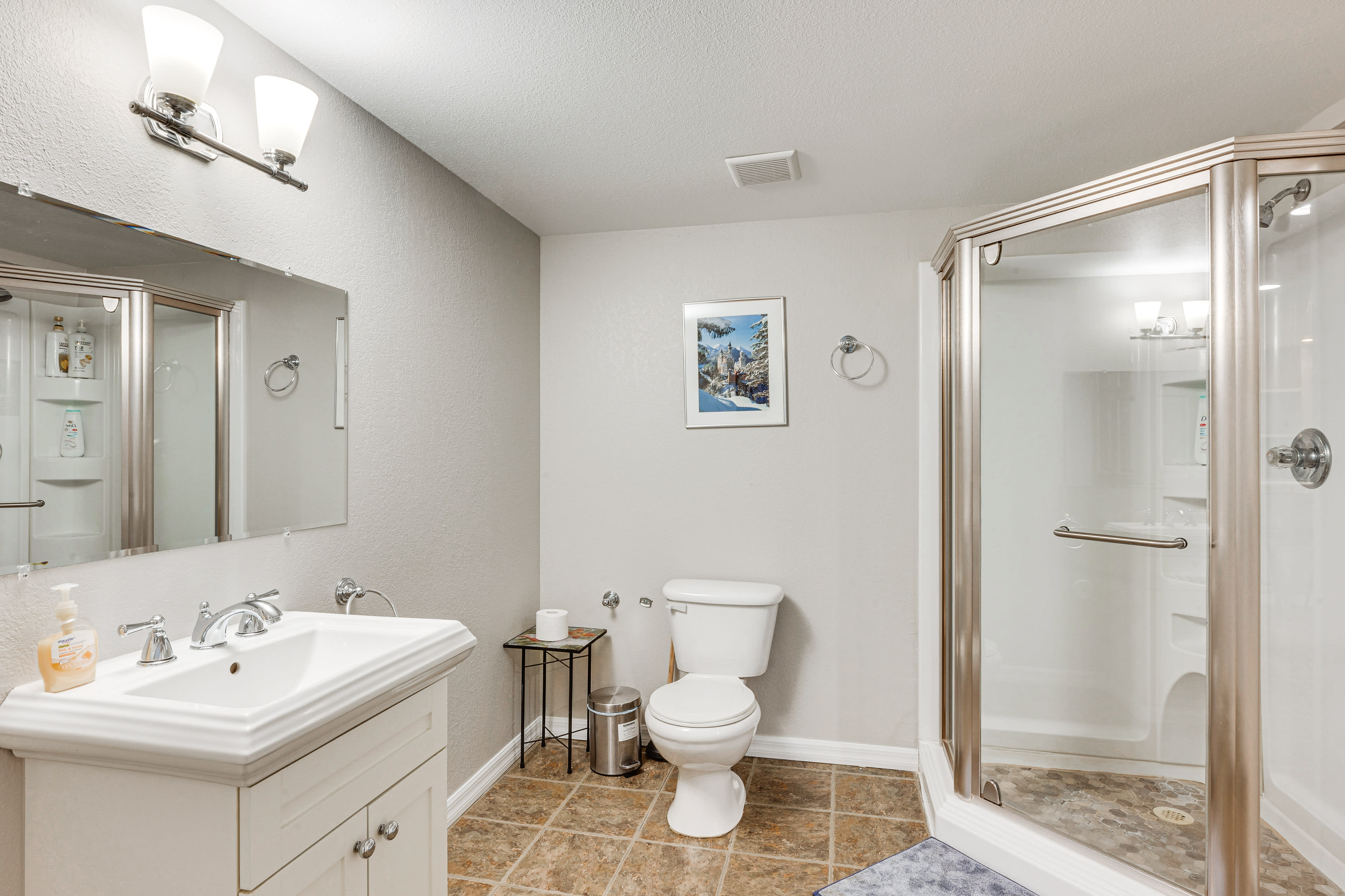 Full Bathroom | Lower Level