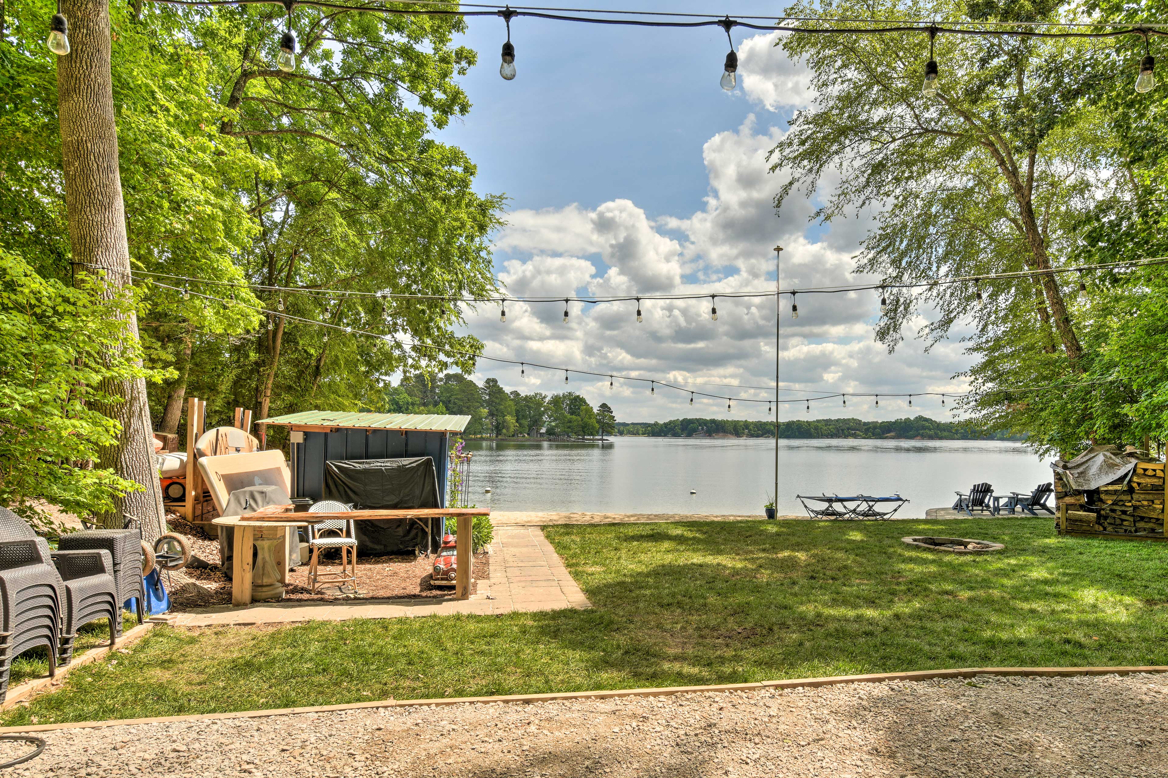 Lake Wylie | Outdoor Furniture | Fire Pit