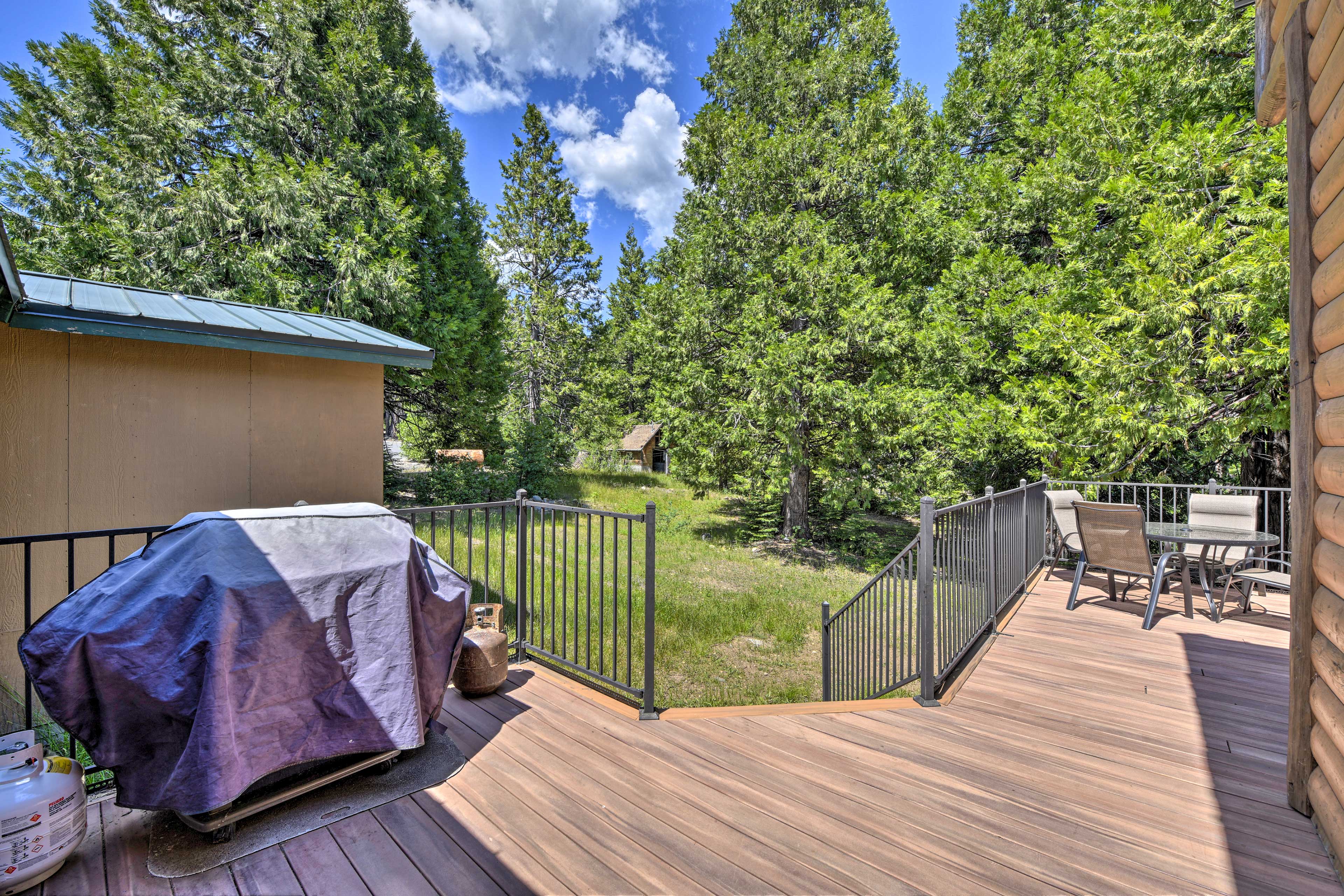 Furnished Deck | Gas Grill | Outdoor Dining