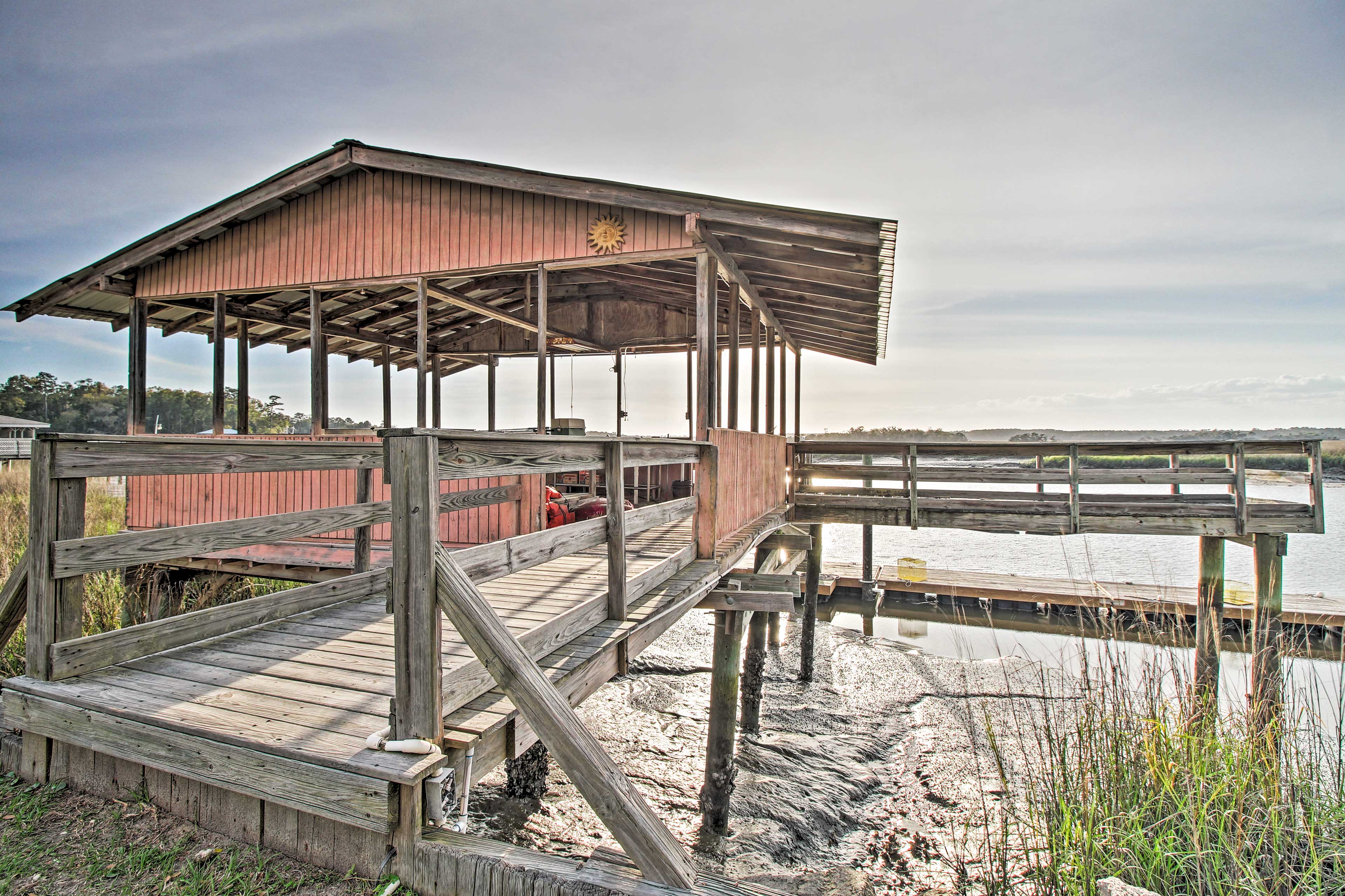 Shared Dock & Boat Slip