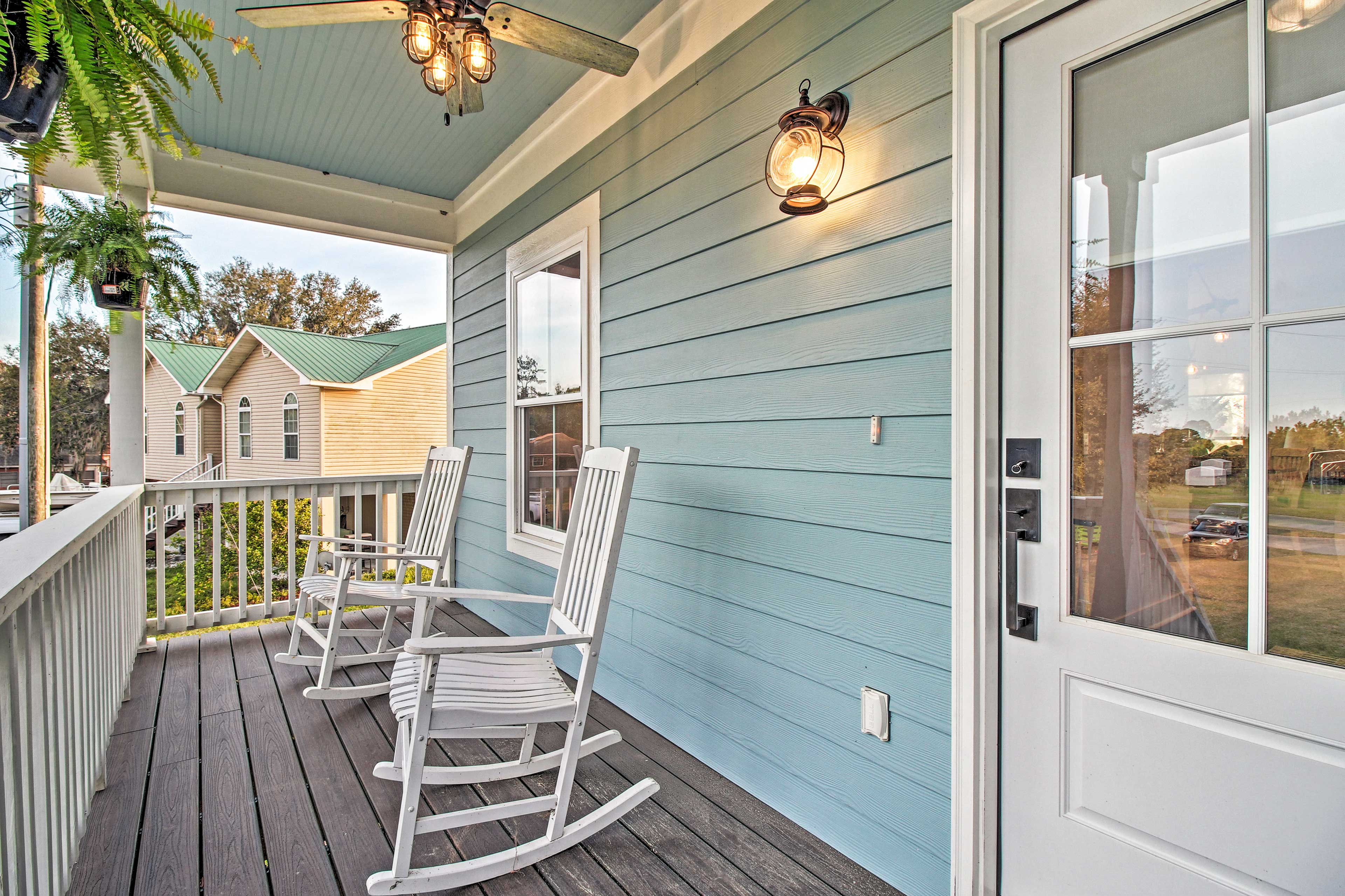 Front Porch | Rocking Chairs