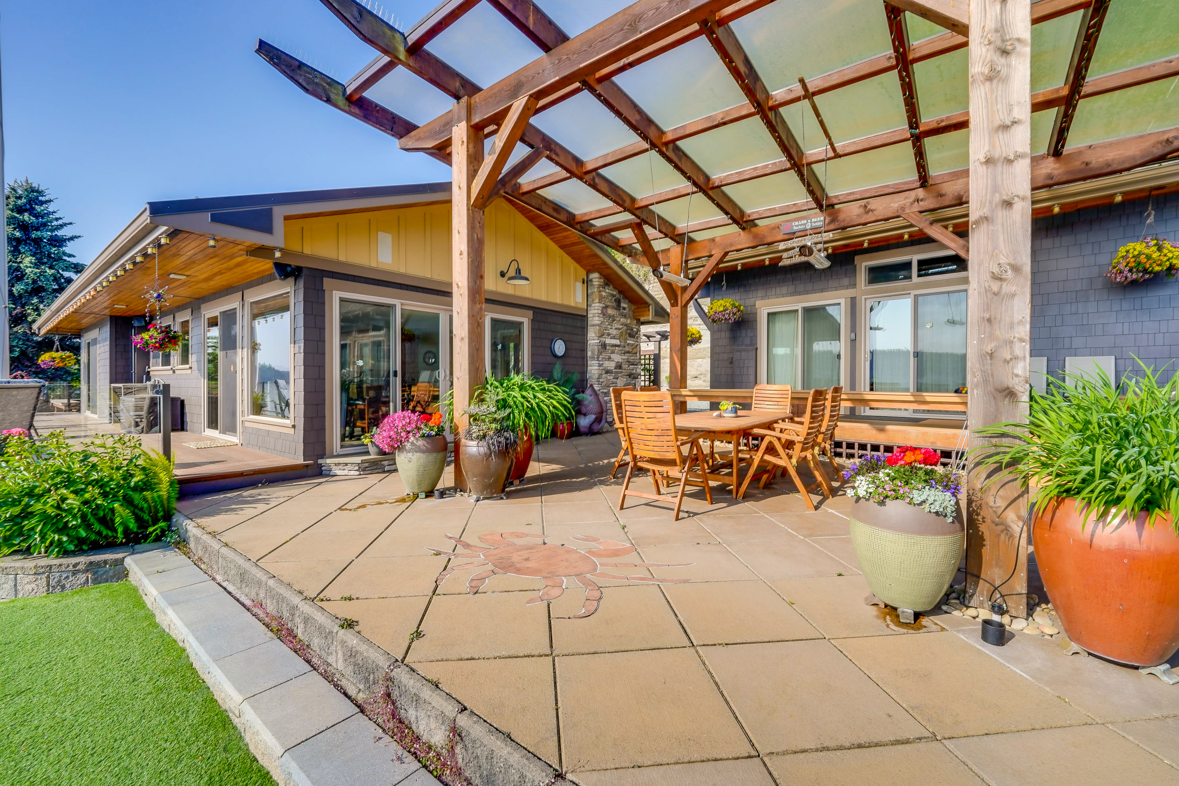 Deck | Outdoor Shower