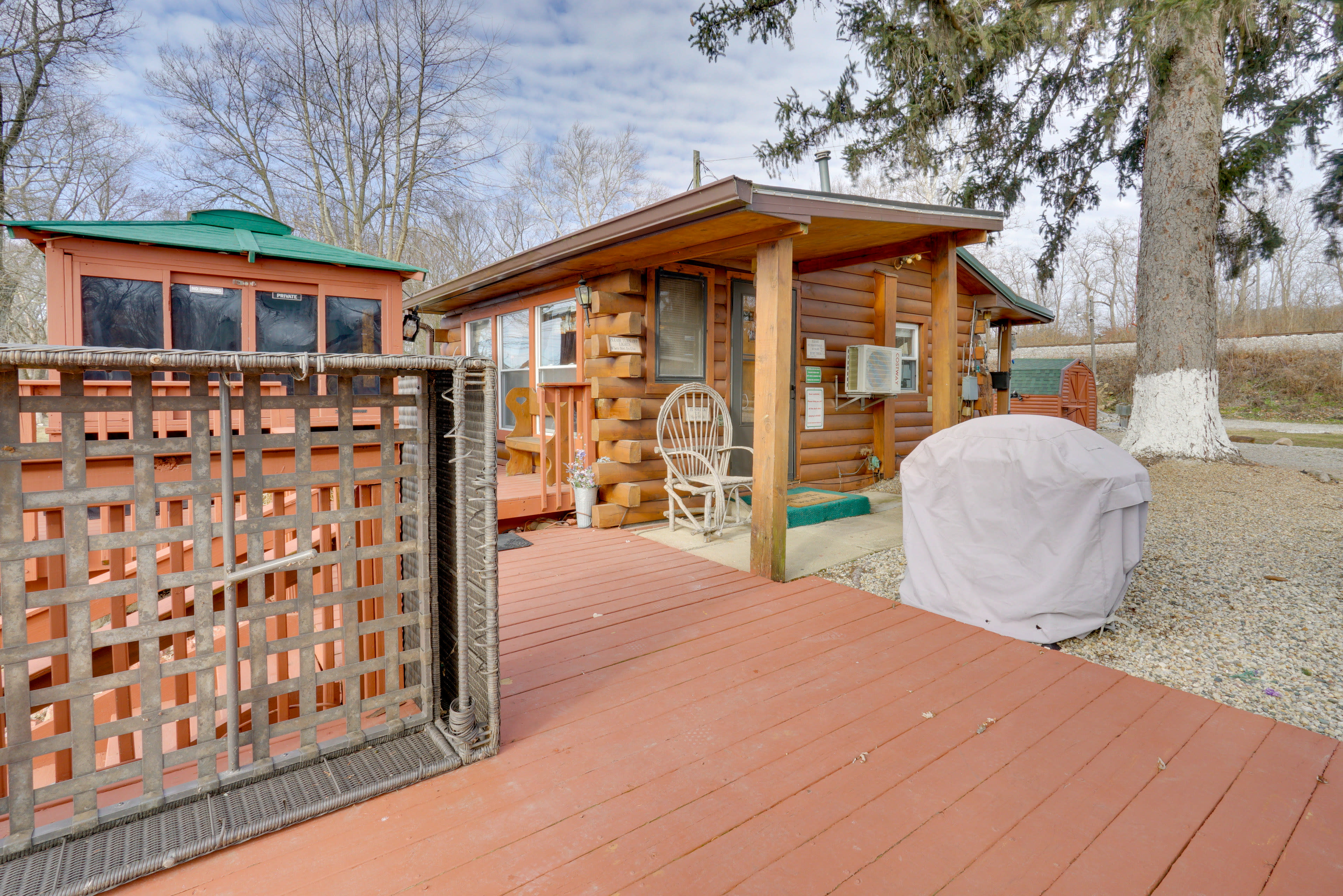 Furnished Deck | Gas Grill | Private Hot Tub