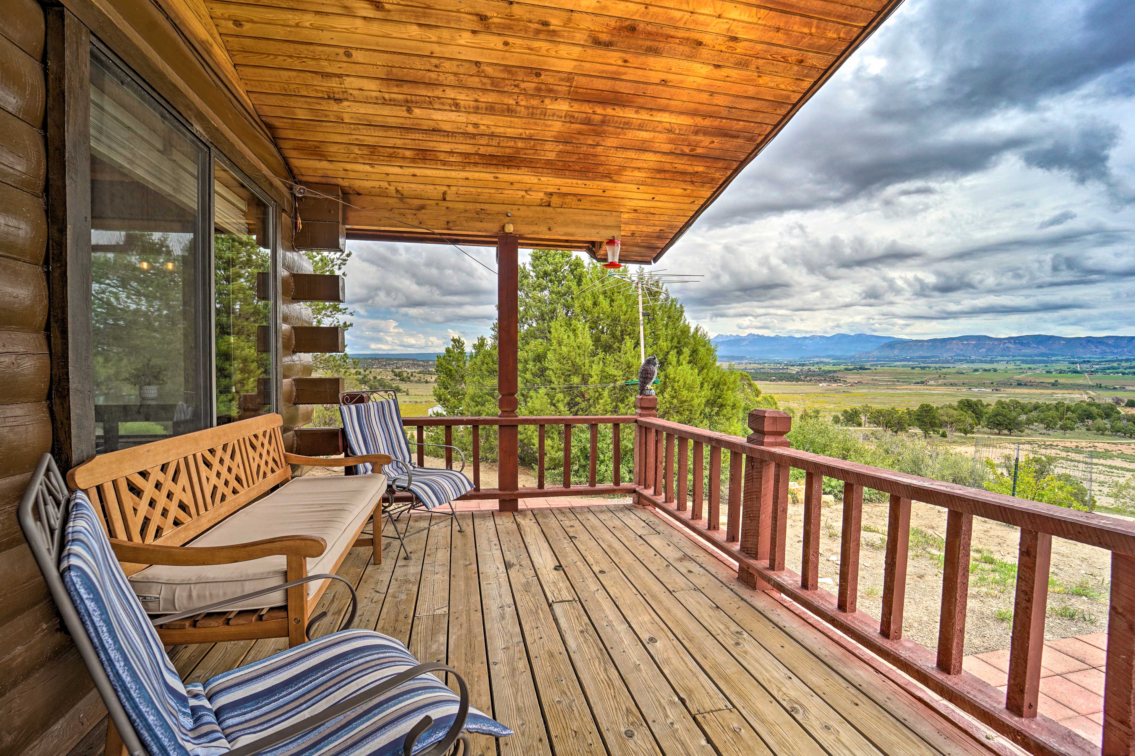 Mancos Vacation Rental Cabin | 5BR | 3BA | 3,000 Sq Ft | Stairs to Access