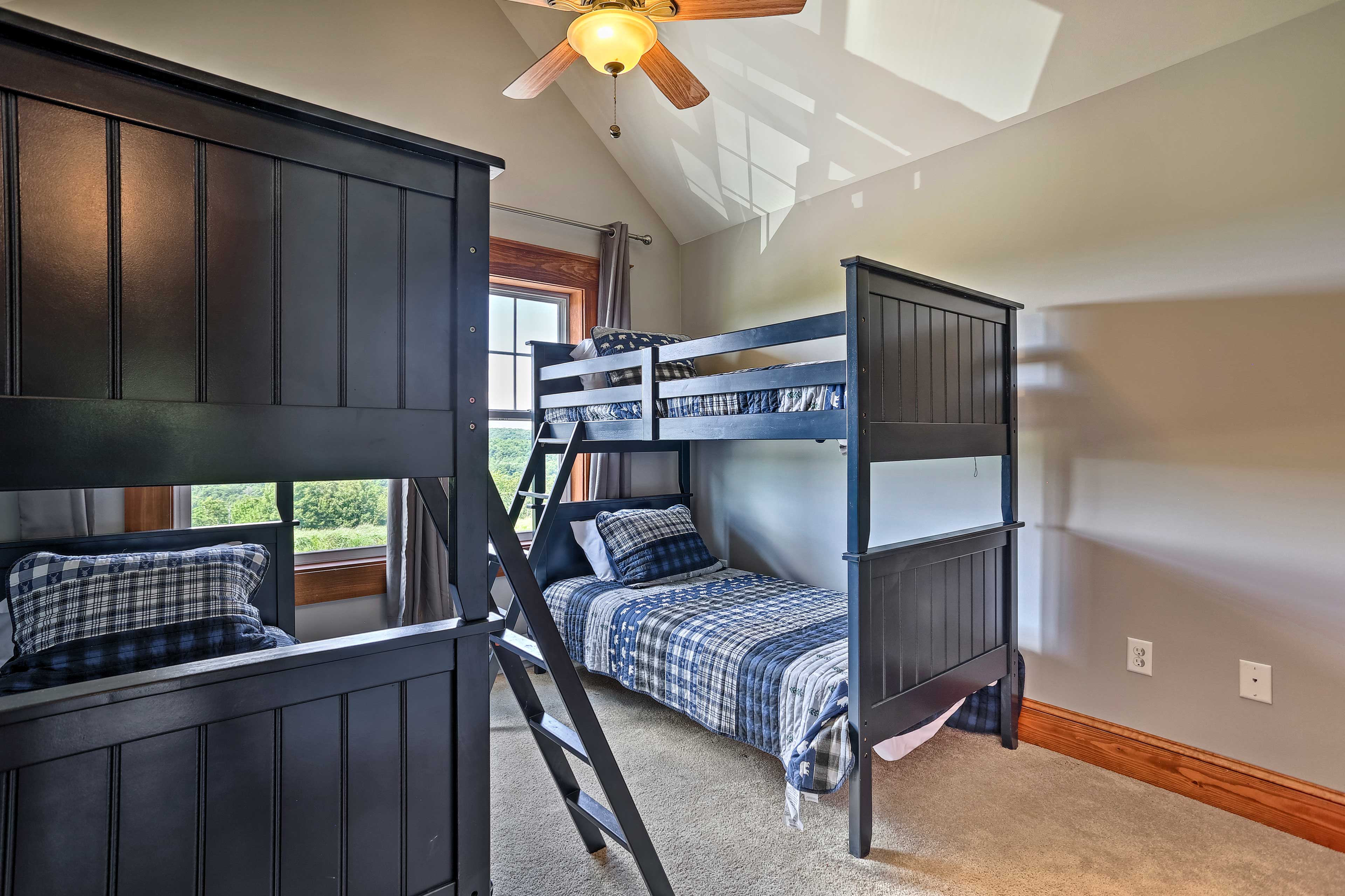 Bedroom 2 | 2 Twin Bunk Beds | 2nd Floor | Steps Required