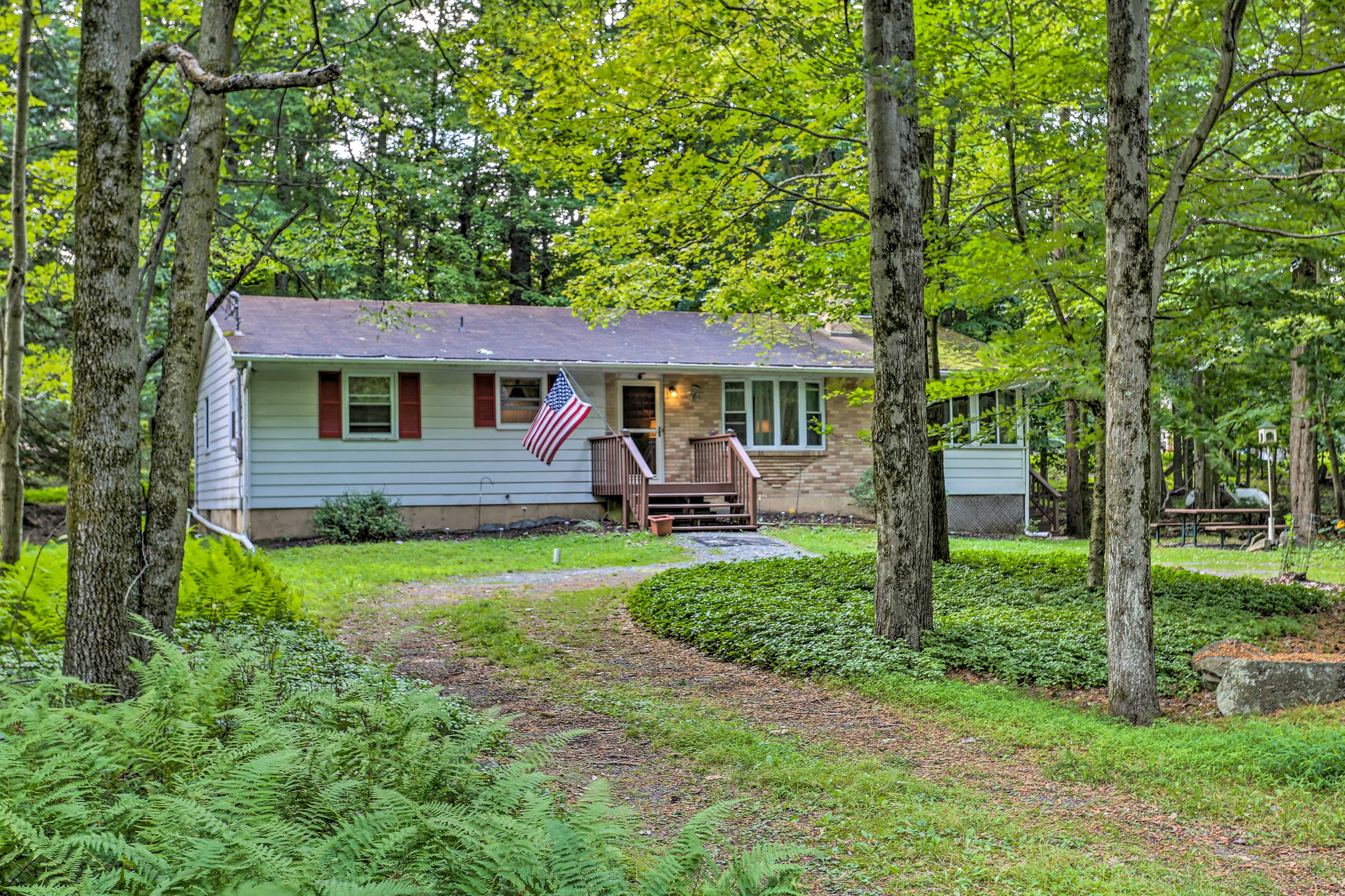 Come visit this secluded 3-bedroom, 1-bathroom home in the Poconos!