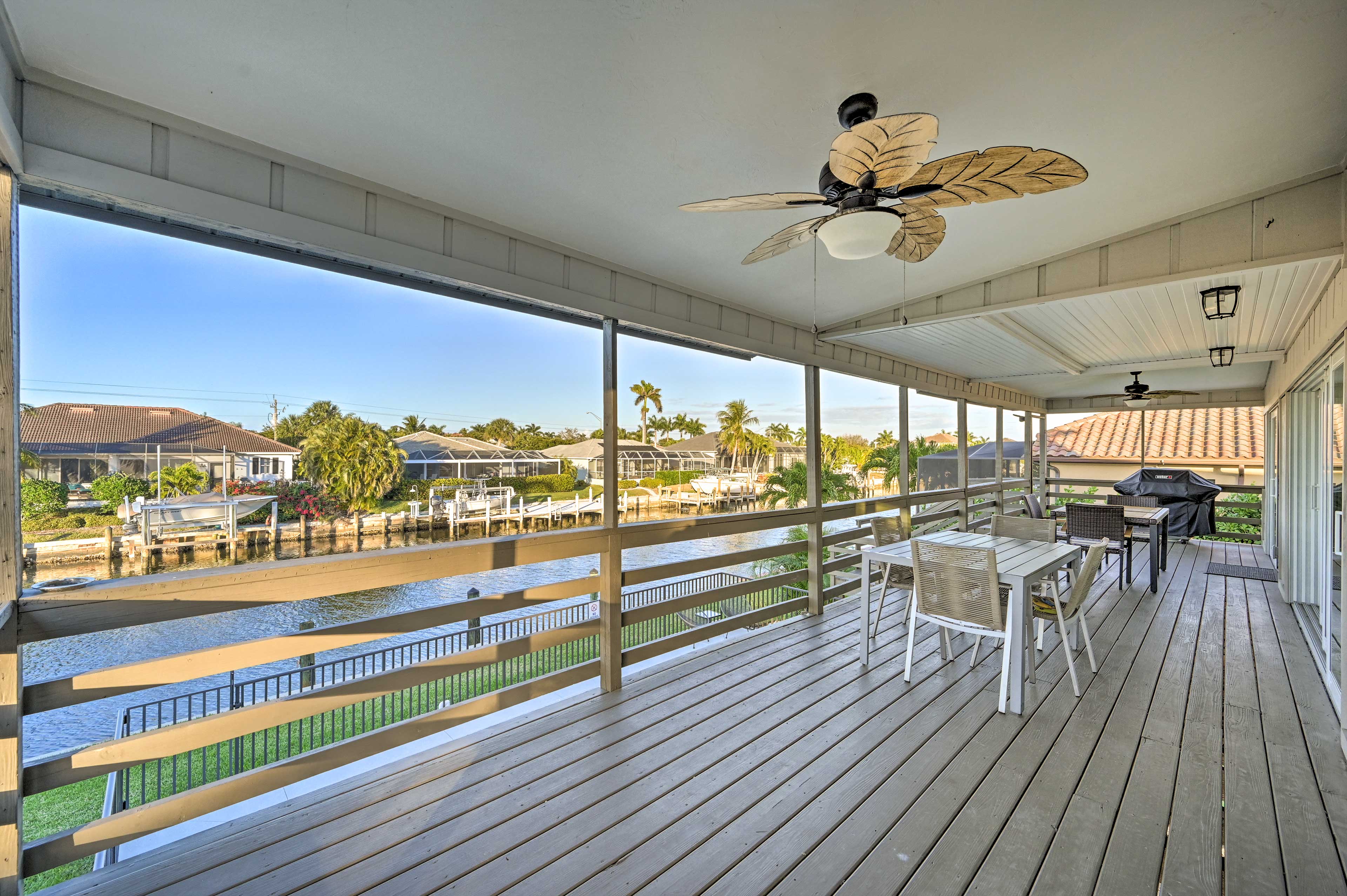 Furnished Deck | Gas Grill