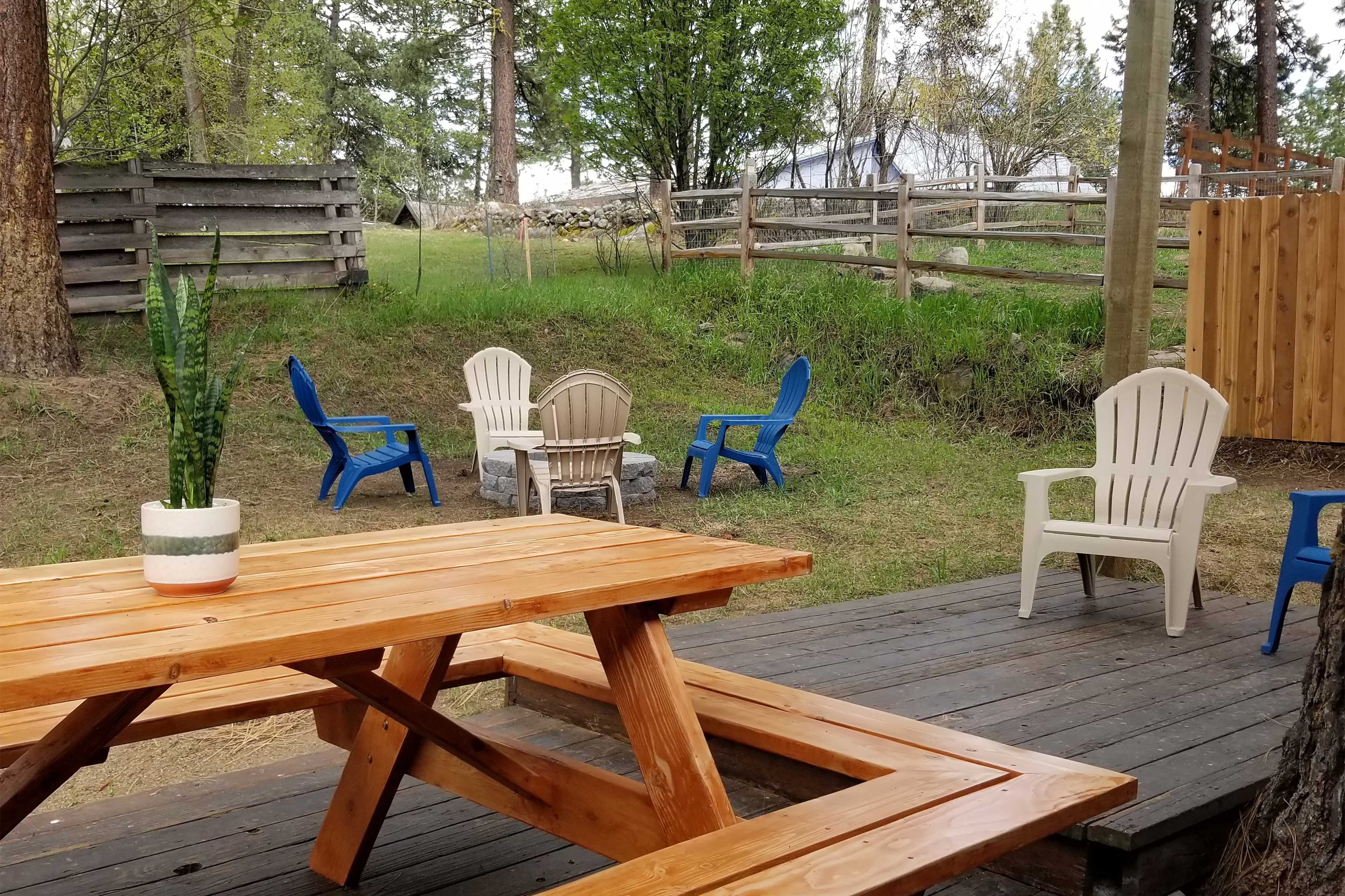 Deck | Outdoor Dining