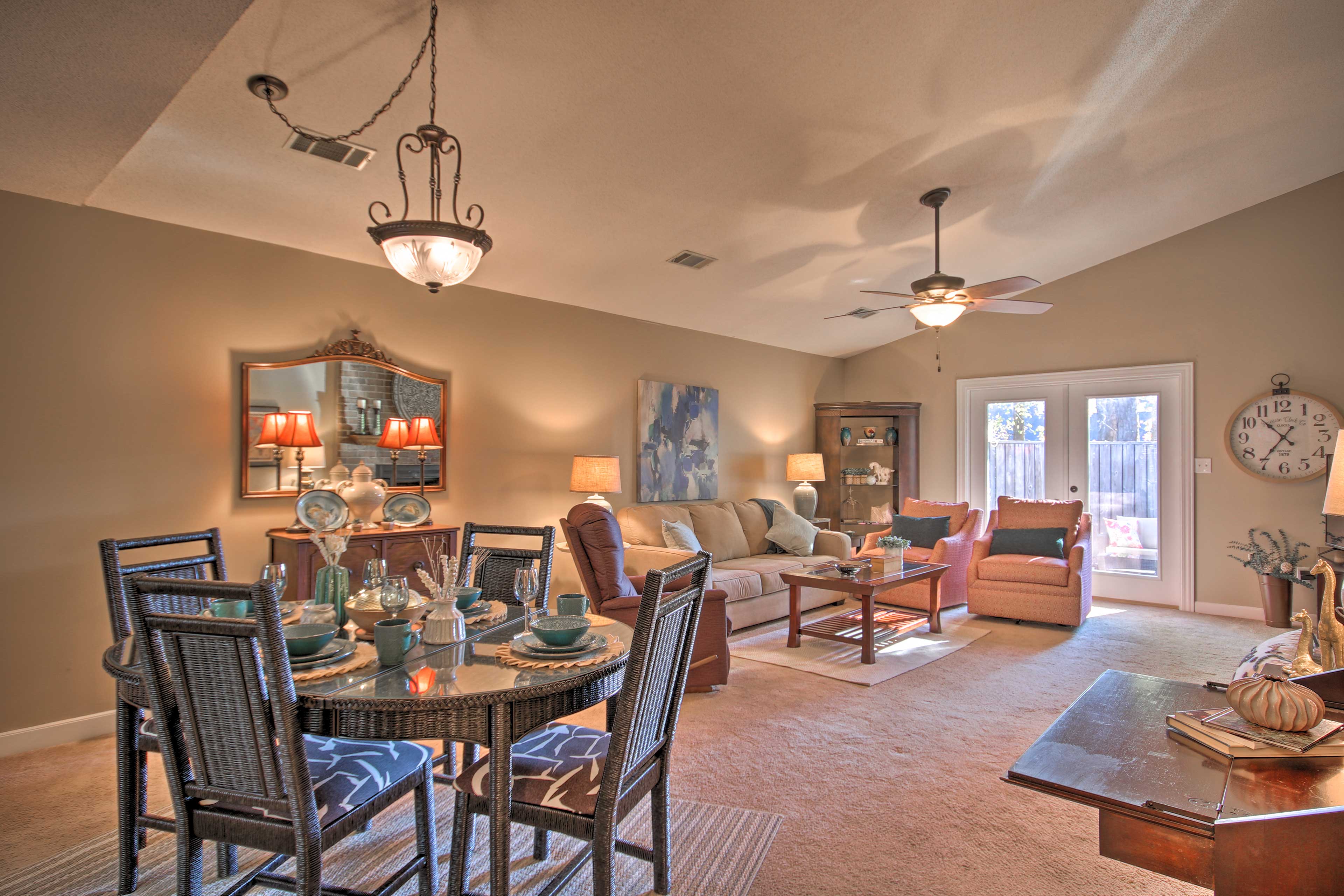 Dining Room | Dishware & Flatware