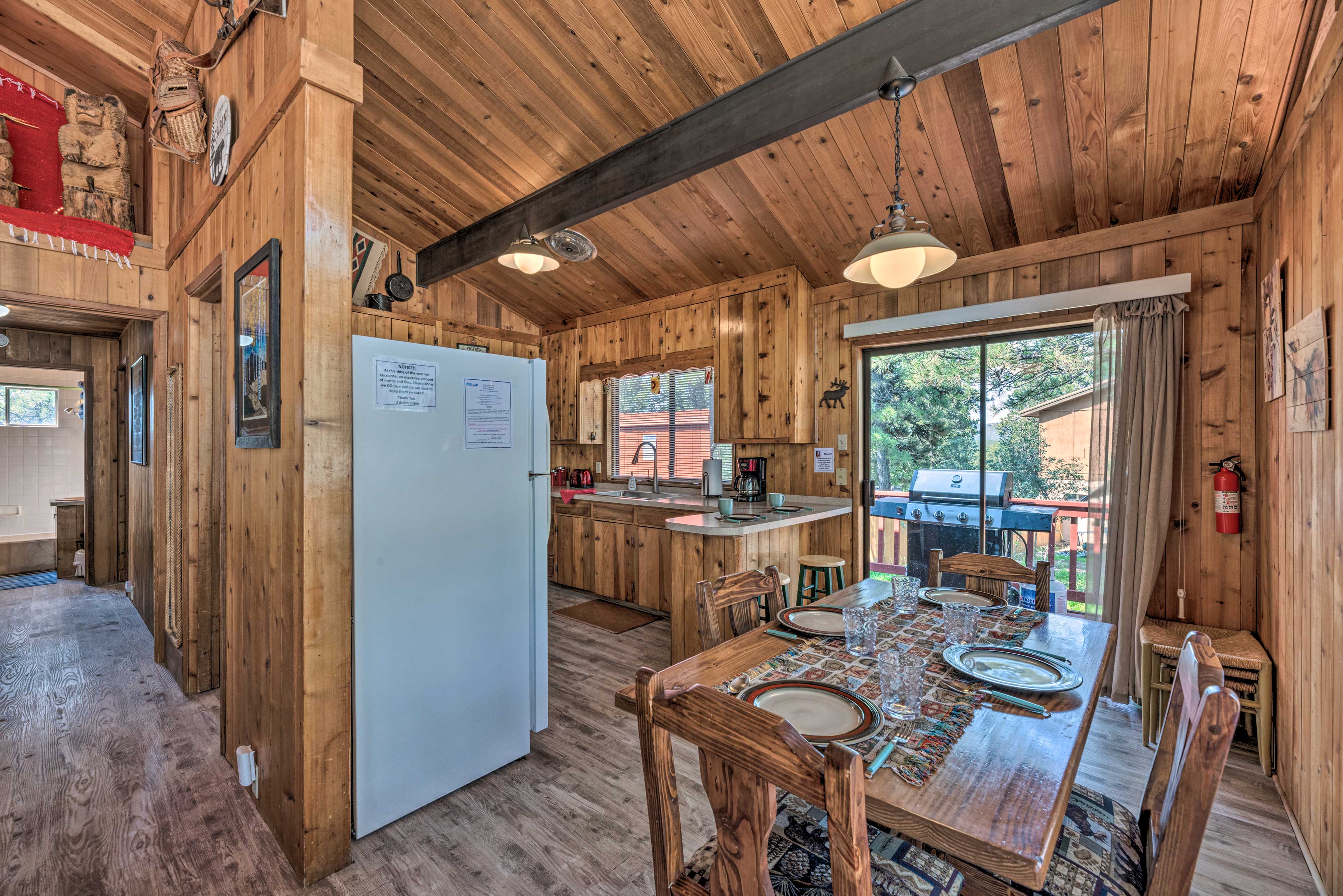 Dining Area/Kitchen